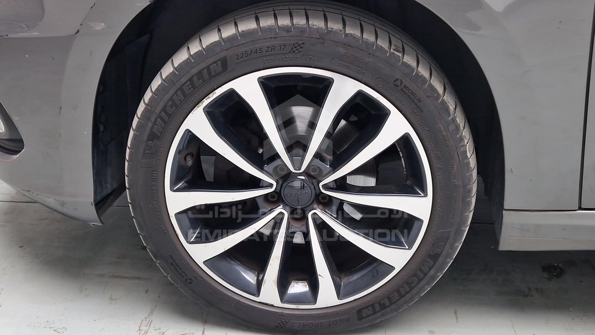2017 DODGE NEON VIN: ZFACDABP5H6D90453