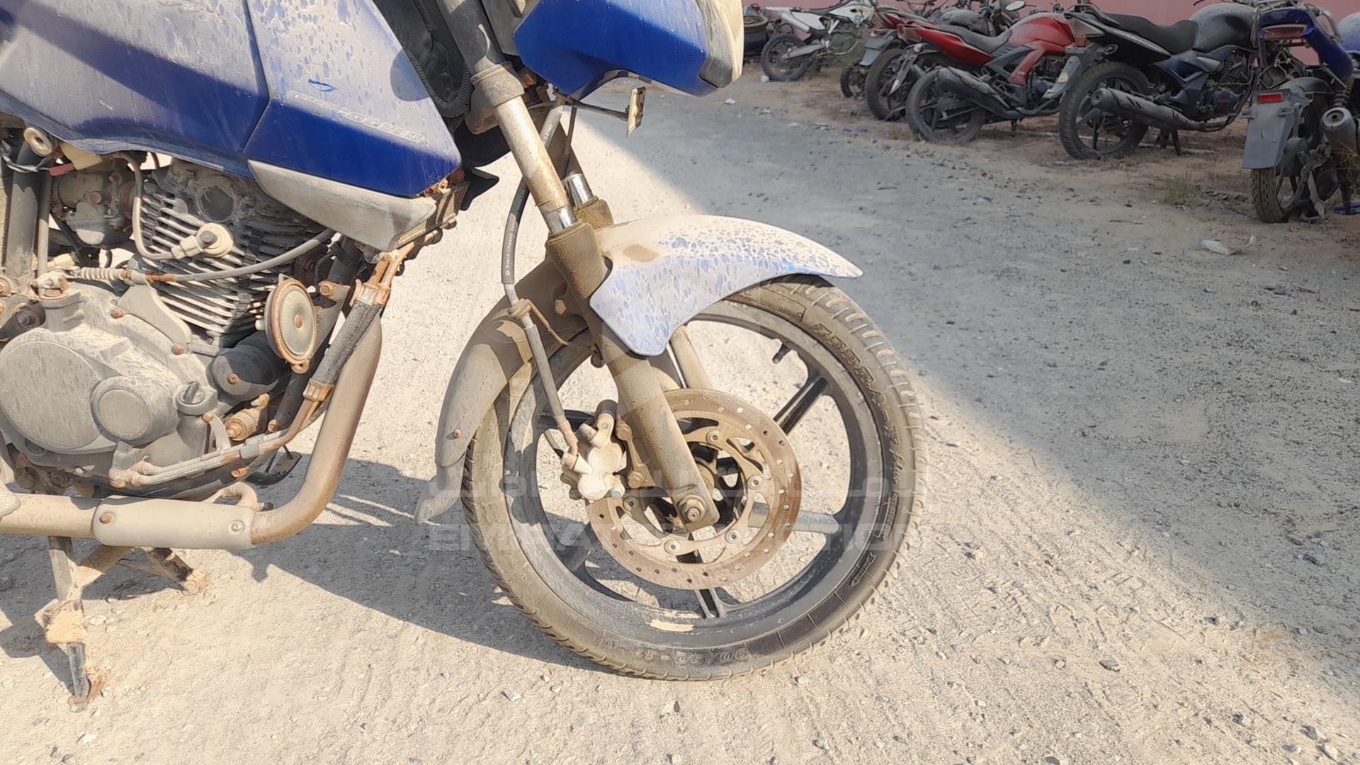 2009 BAJAJ PULSAR 200 CC VIN: MD2DHJCZZRCM37266