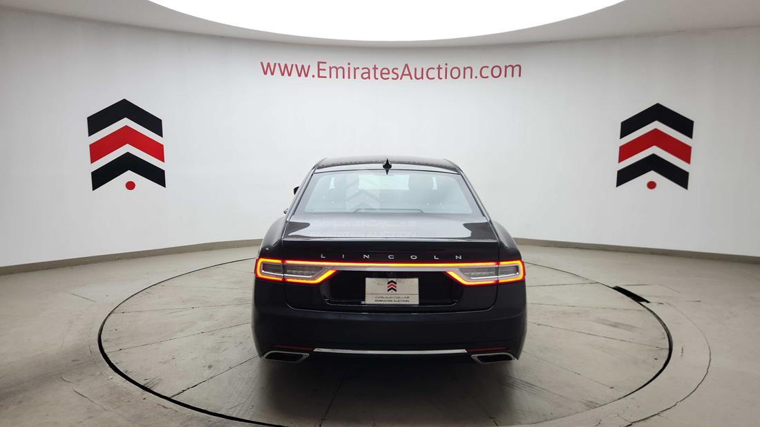 لينكولن Continental 2020 — الزاوية الخلفية — صورة 9