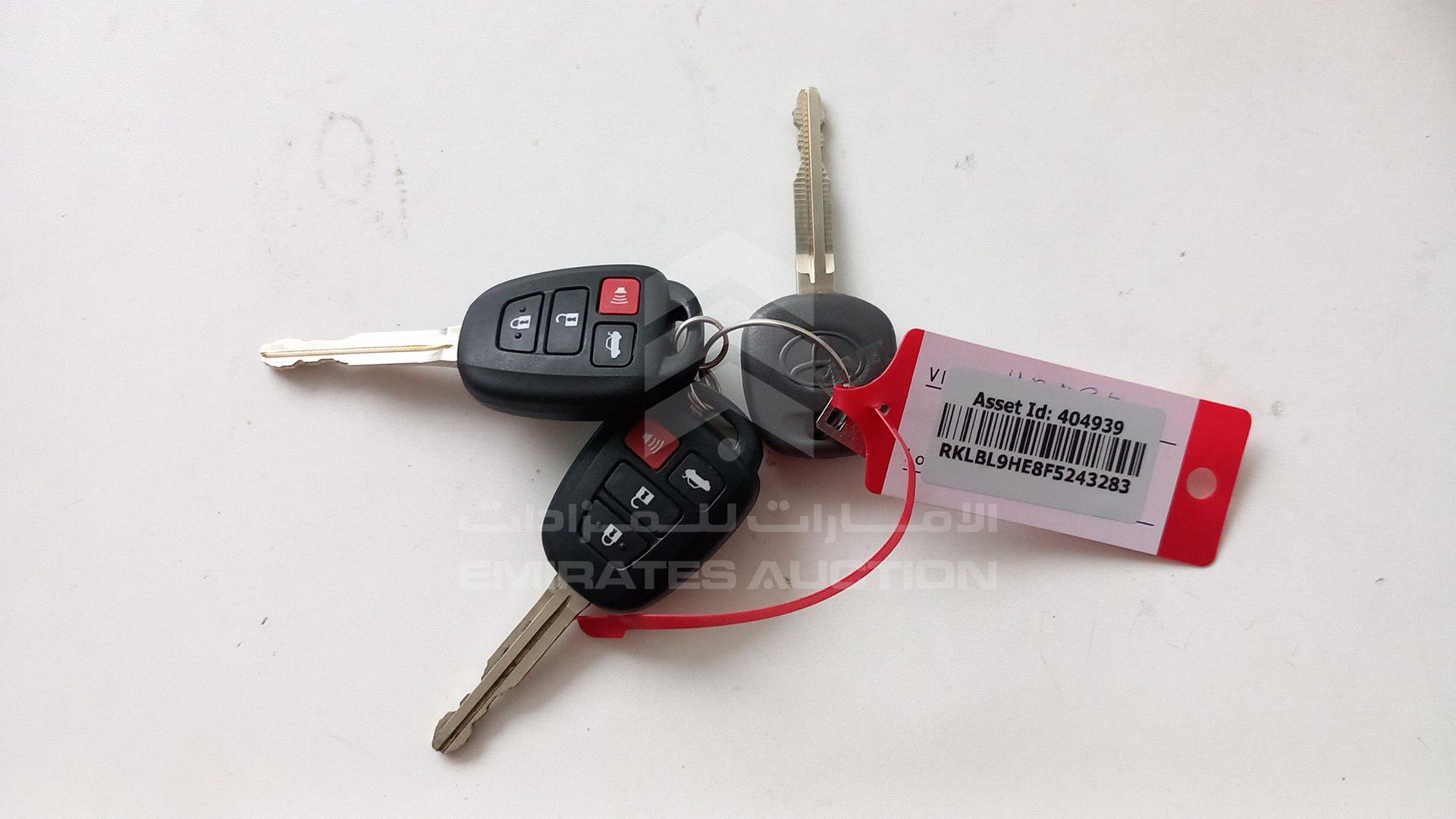 2015 TOYOTA COROLLA VIN: RKLBL9HE8F5243283