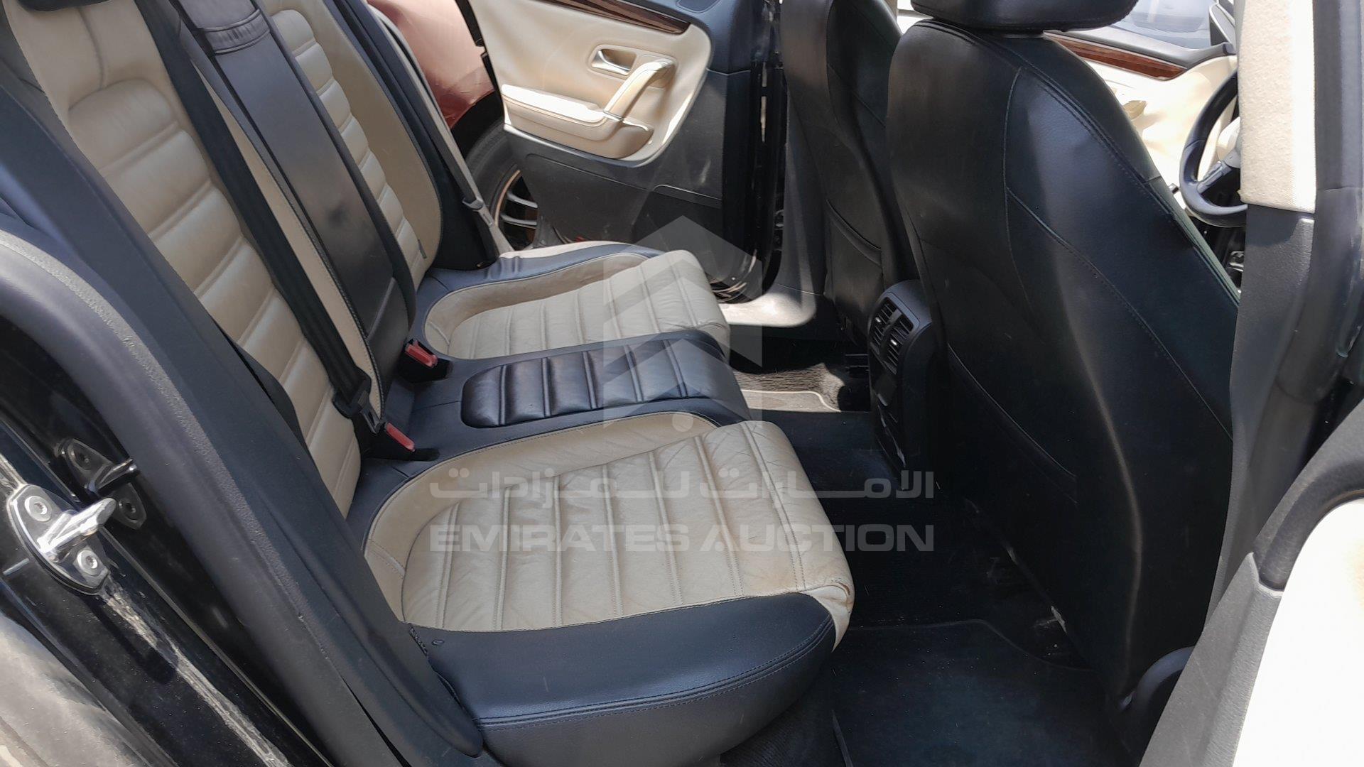 WVWAC23CXBE700272 - 2011 Volkswagen CC - #490230