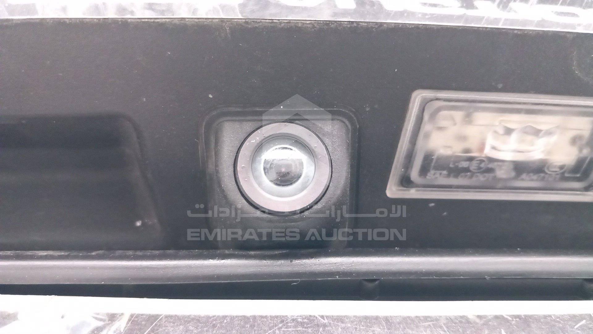 2010 BMW 750 VIN: WBAKB8108AC342700