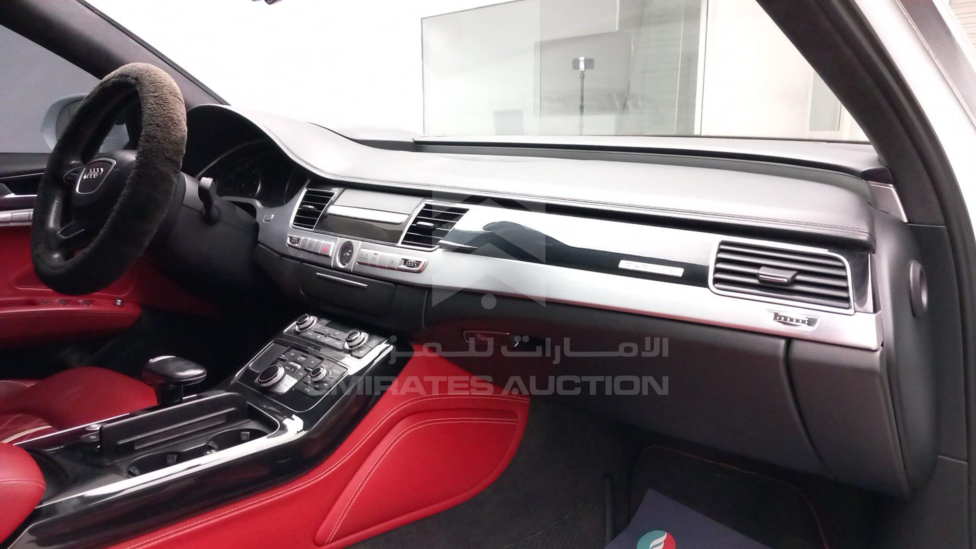 2016 AUDI A8 VIN: WAUY2BFD0GN000917