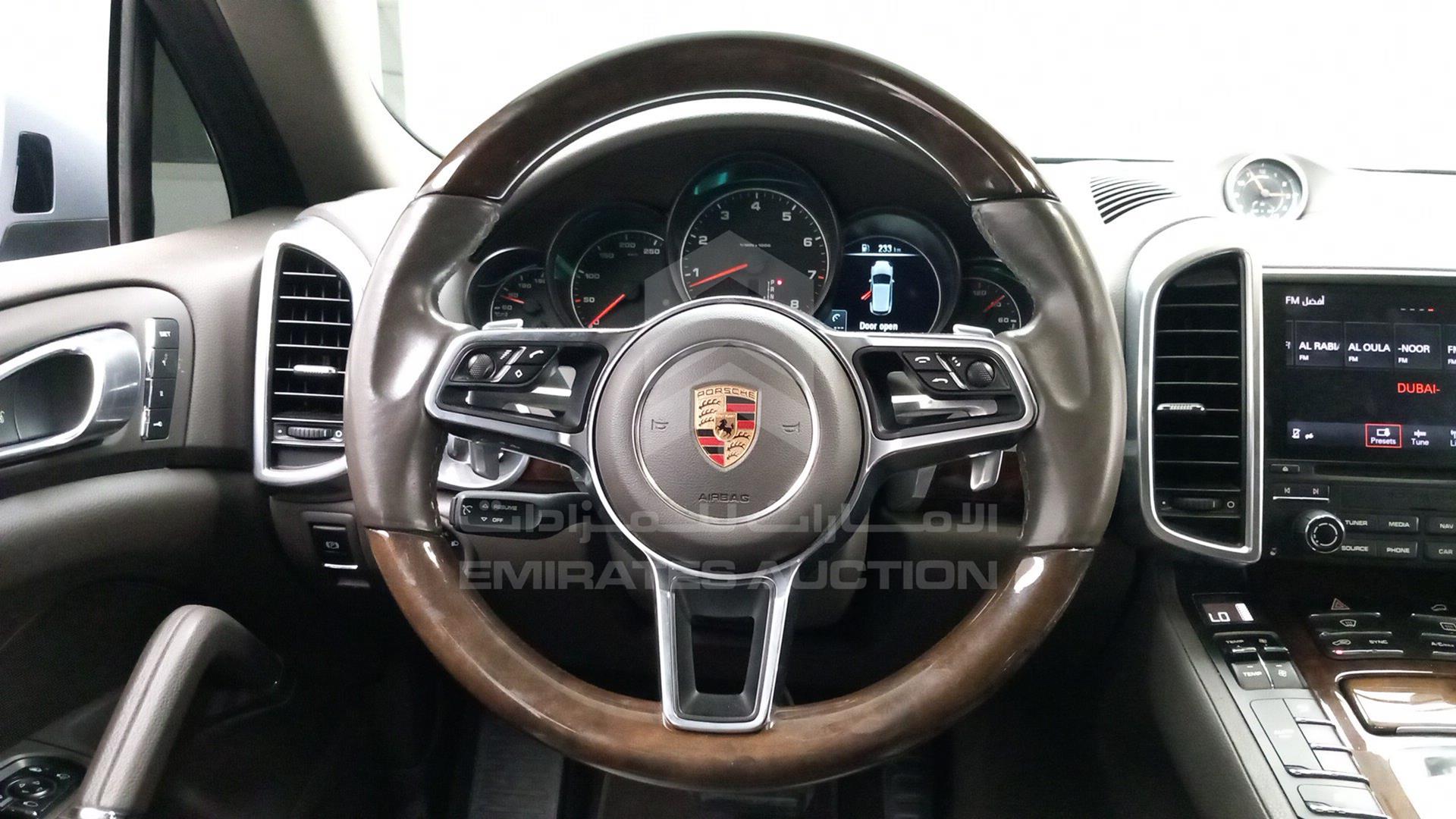 2017 PORSCHE CAYENNE VIN: WP1ZZZ92ZHKA90519