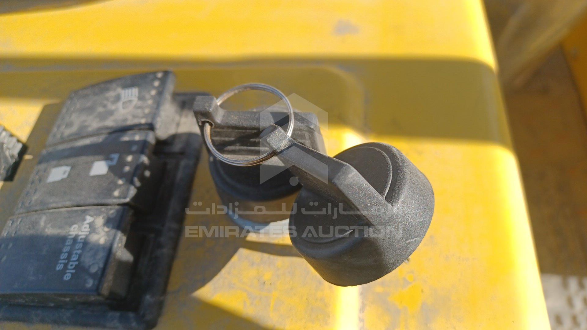 2024 EXCAVATOR --- VIN: SLP241718230