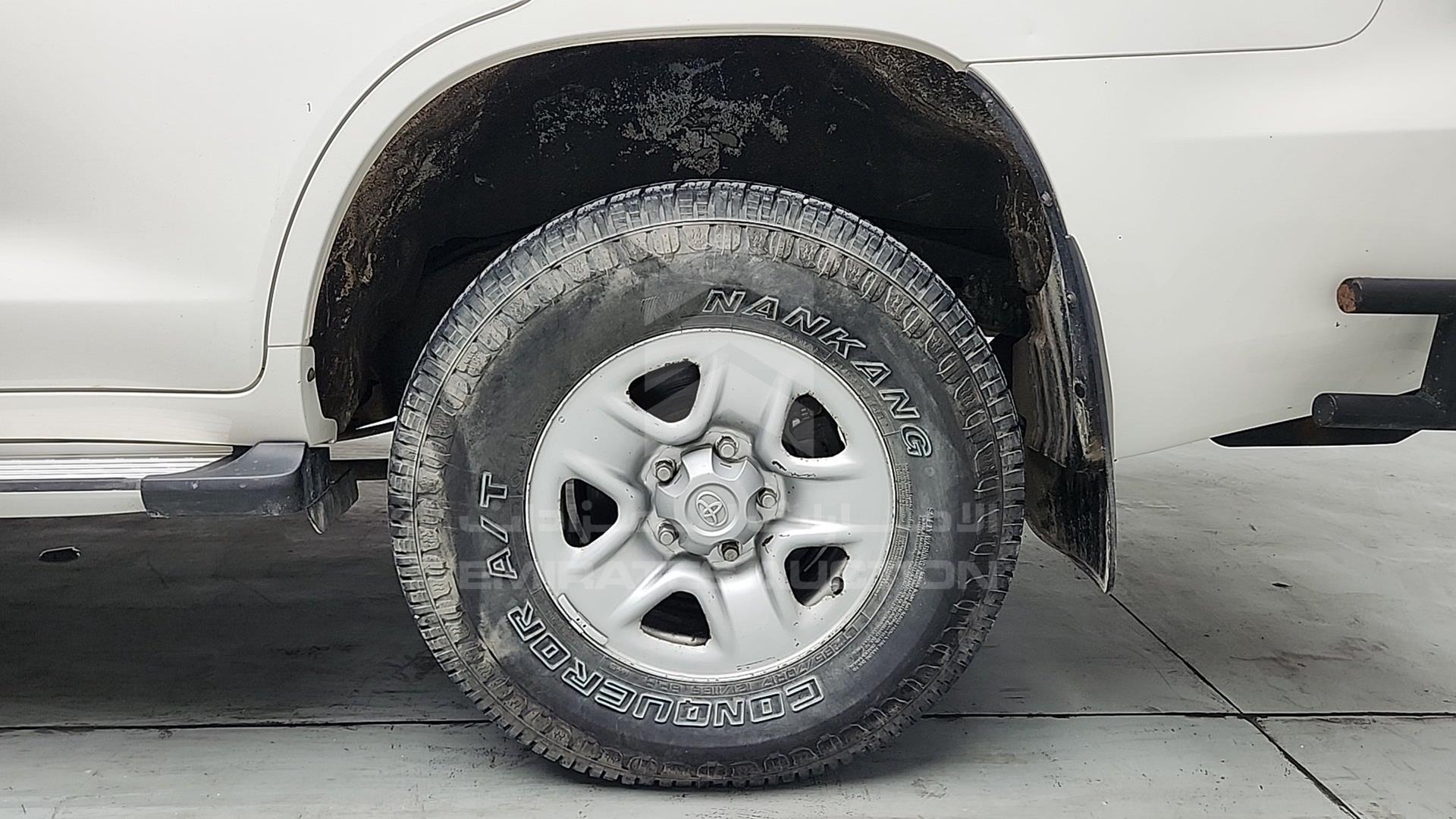 2014 TOYOTA LC 200 VIN: JTMHV09J404134910