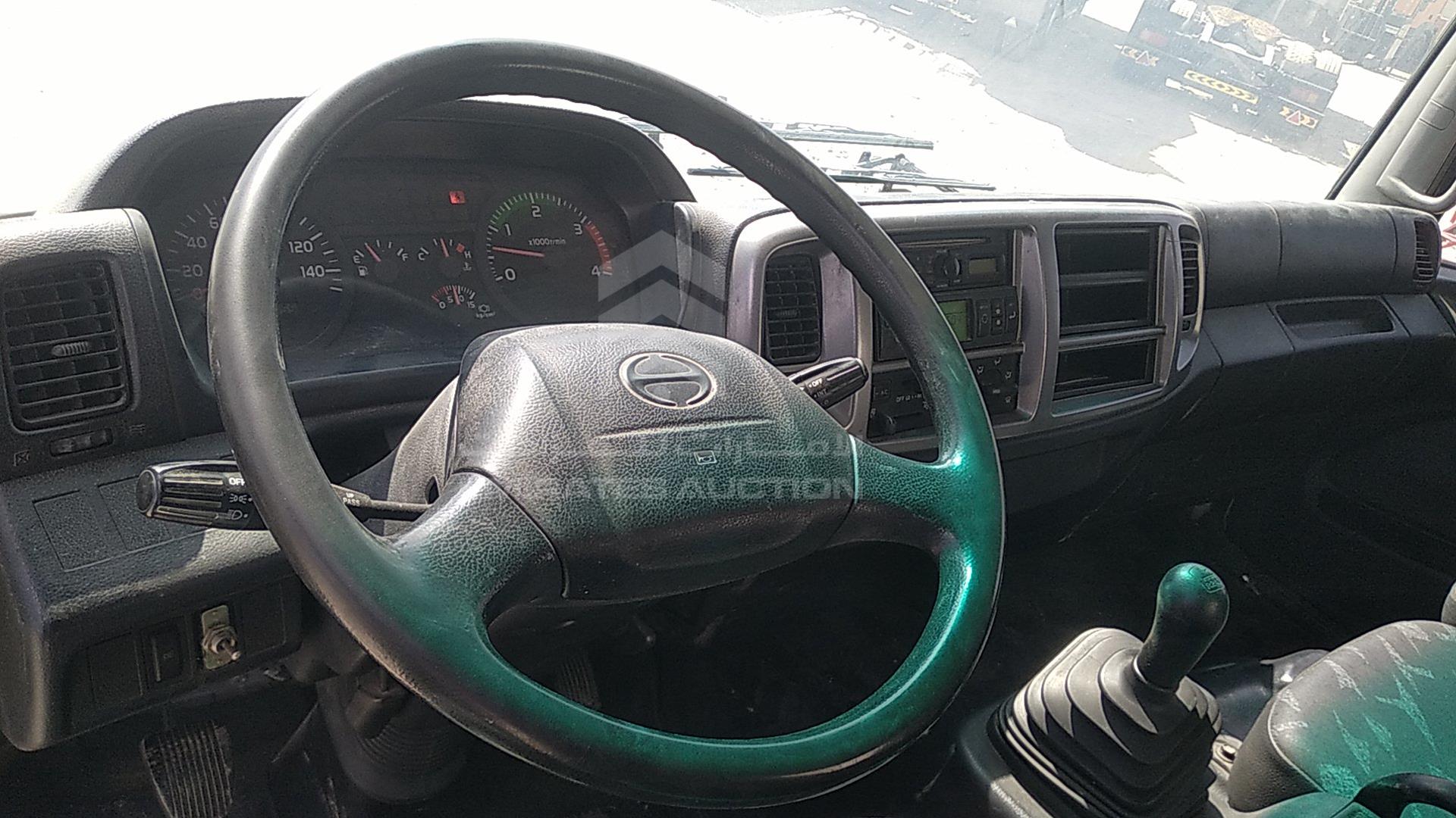 2011 HINO 500 VIN: JHDFG1JP6B1S18432