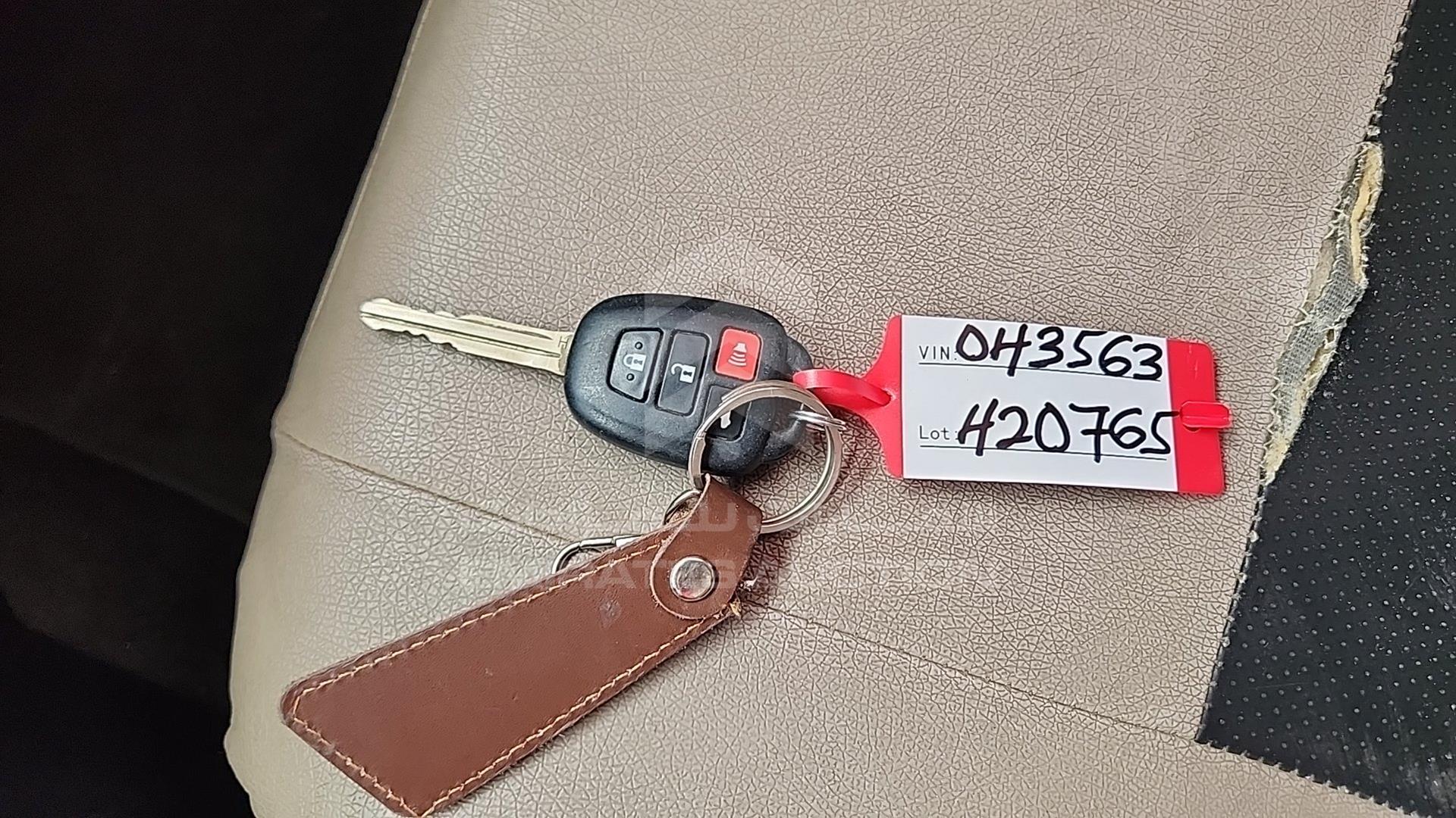 2015 TOYOTA COROLLA VIN: RKLBB9HE7F5043563