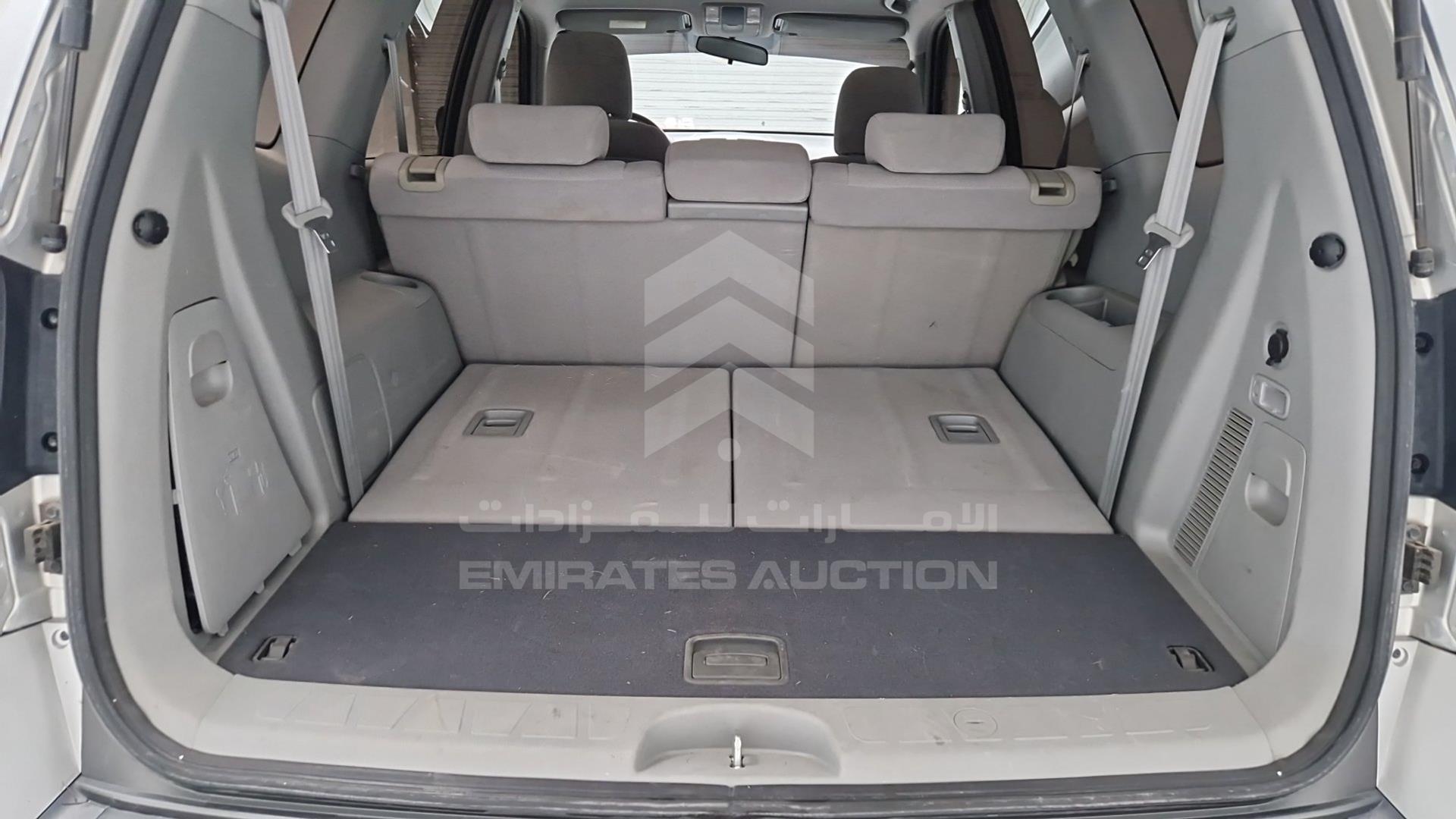 2012 KIA MOHAVE VIN: KNAKN8113C5074811