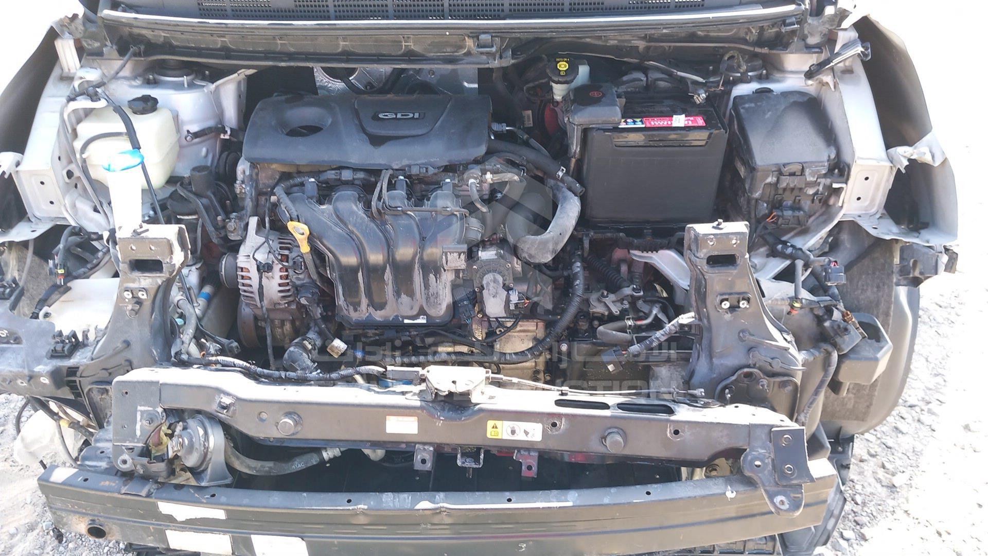 2018 KIA CARENS VIN: KNAHT8111J7187593