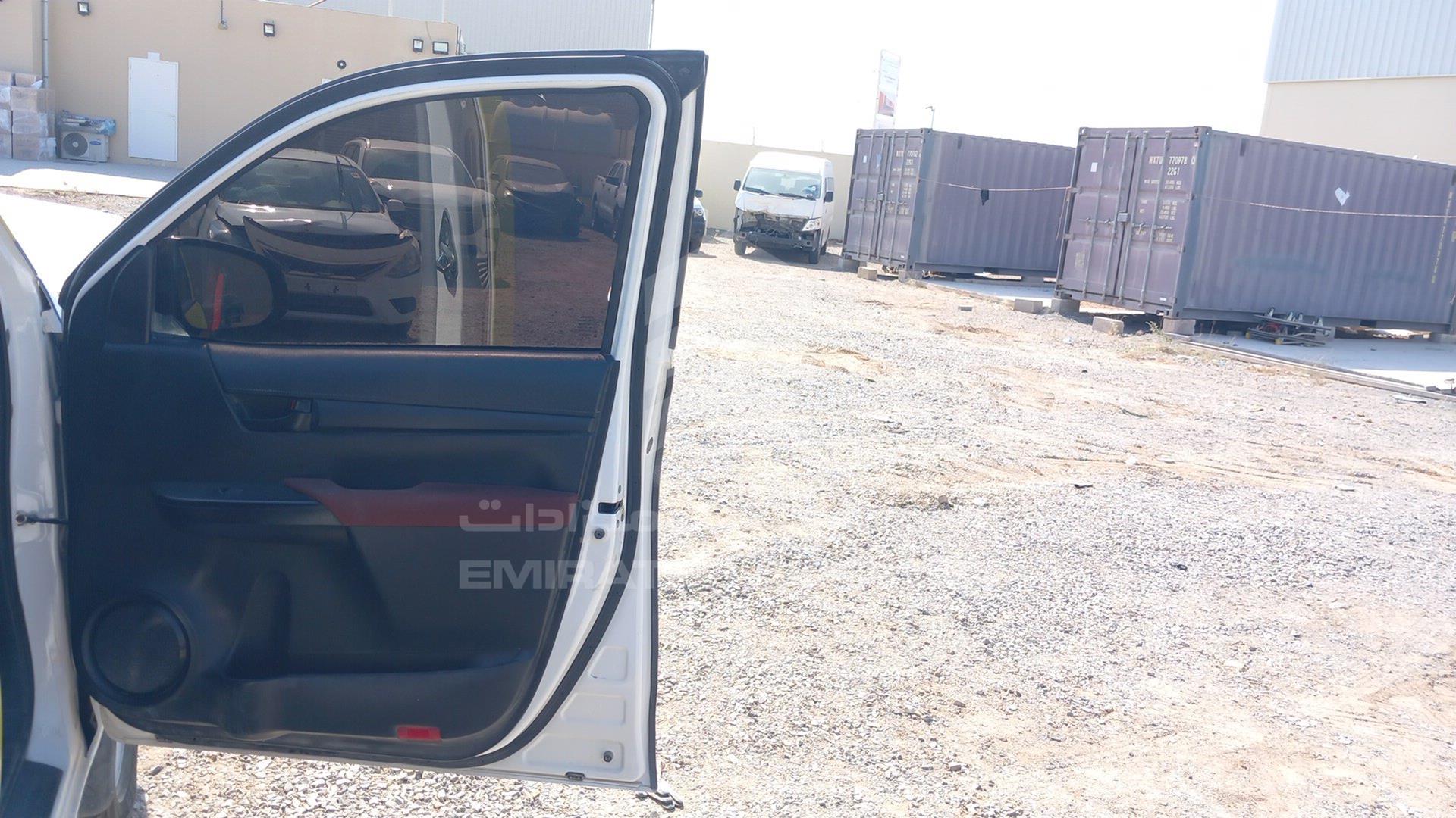 2023 TOYOTA HILUX VIN: MR0DB9CDXP5002142