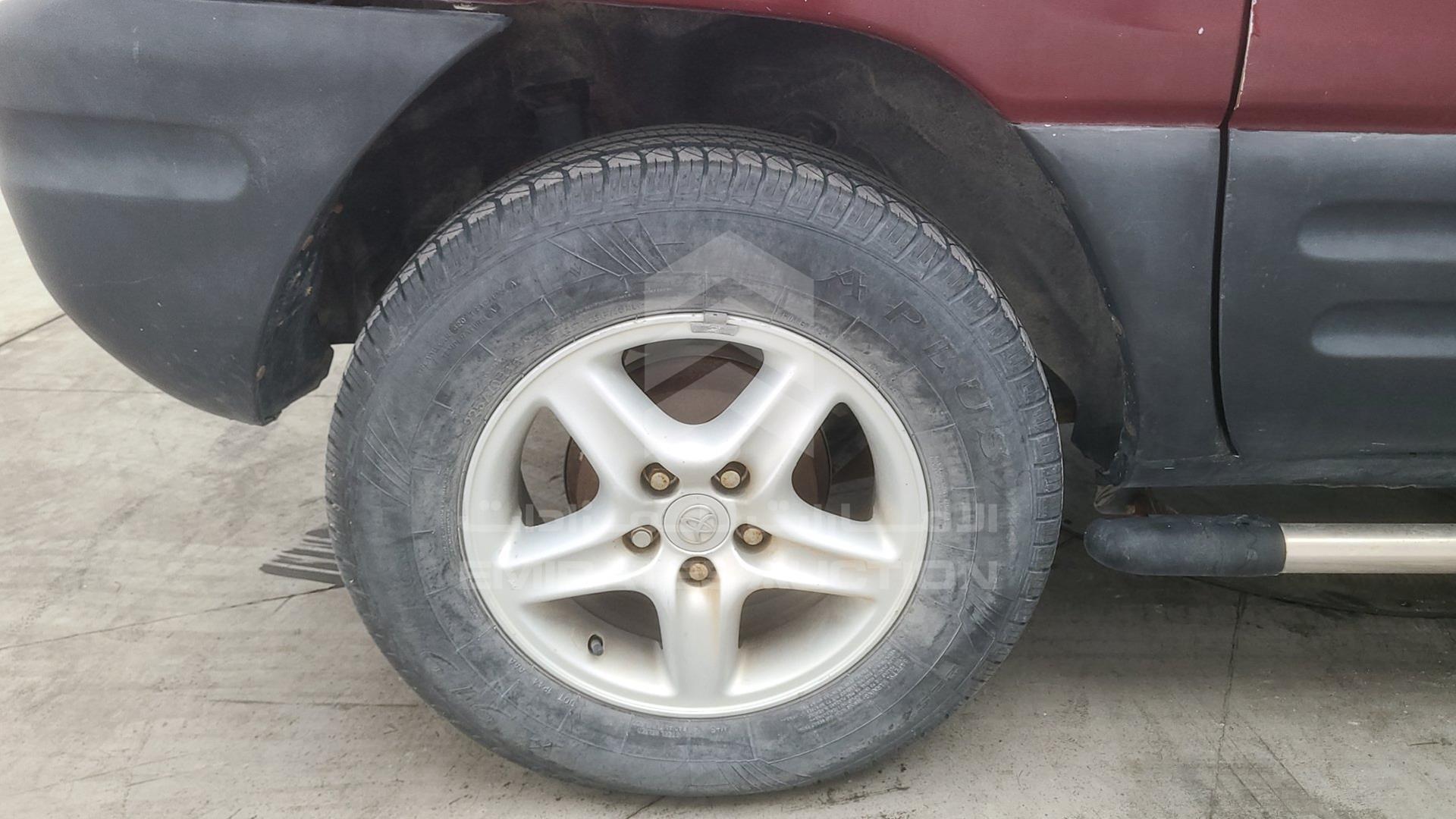 1994 TOYOTA RAV-4 VIN: SXA100043058