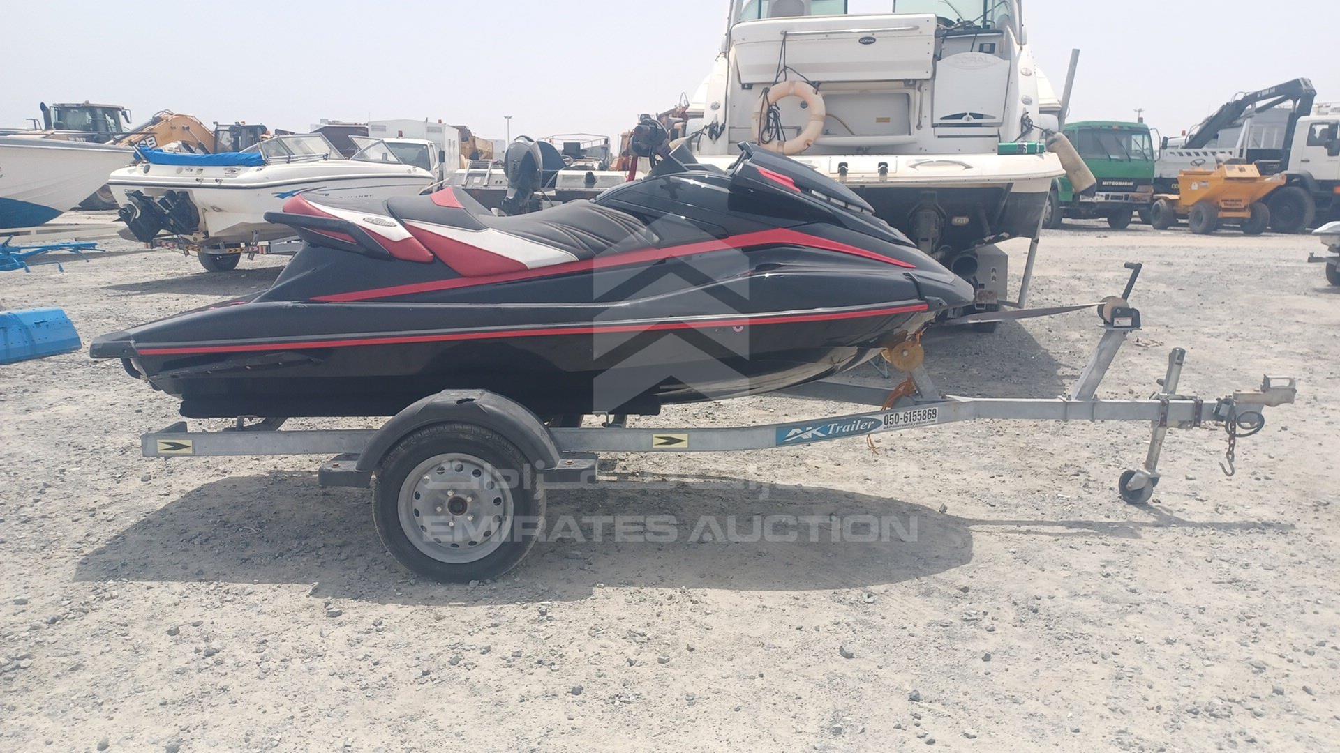 2017 JET SKI + TROLLEY --- VIN: USYAMA2679B717