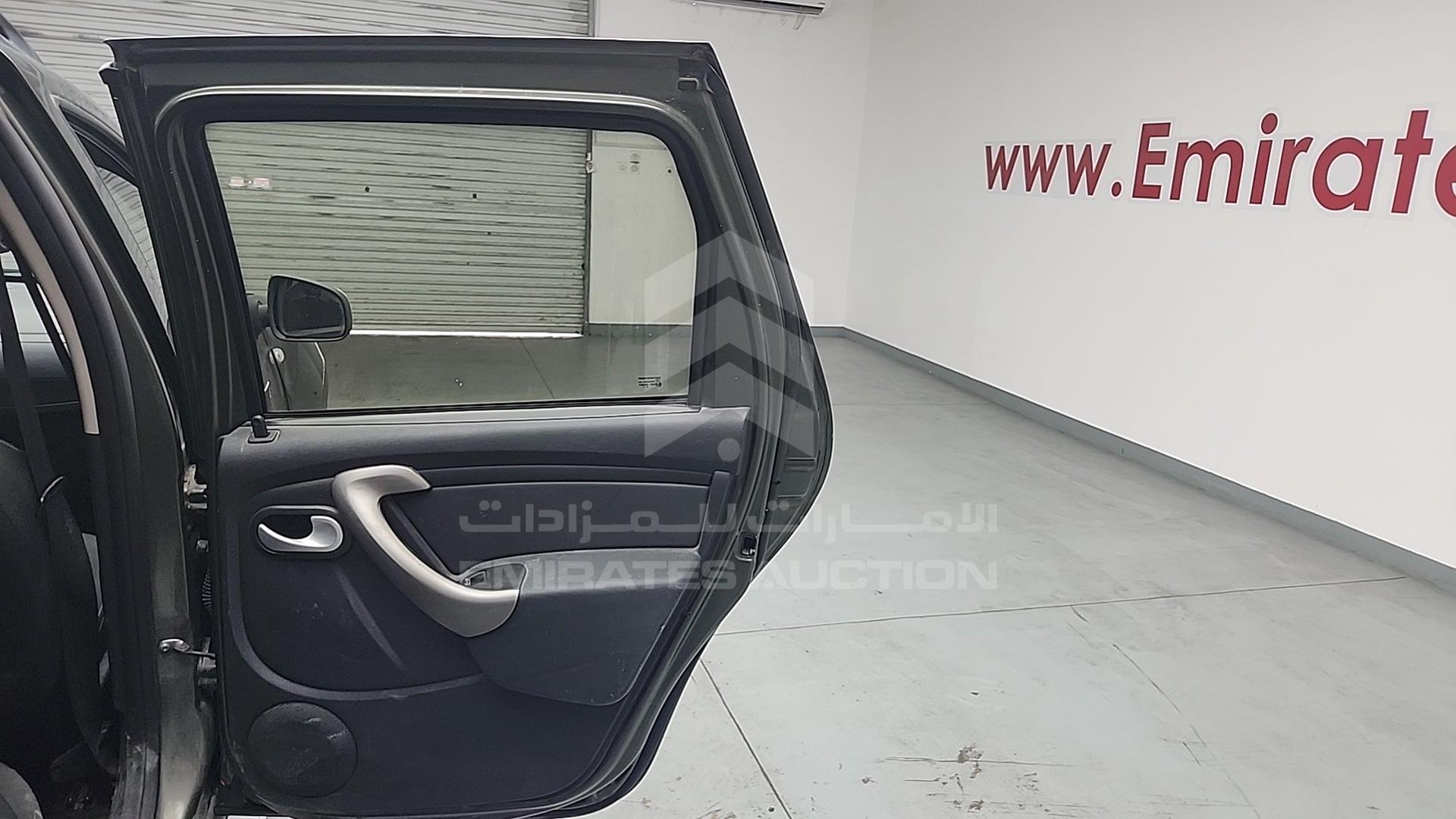 2015 RENAULT DUSTER VIN: VF1HSRCA7FA523927