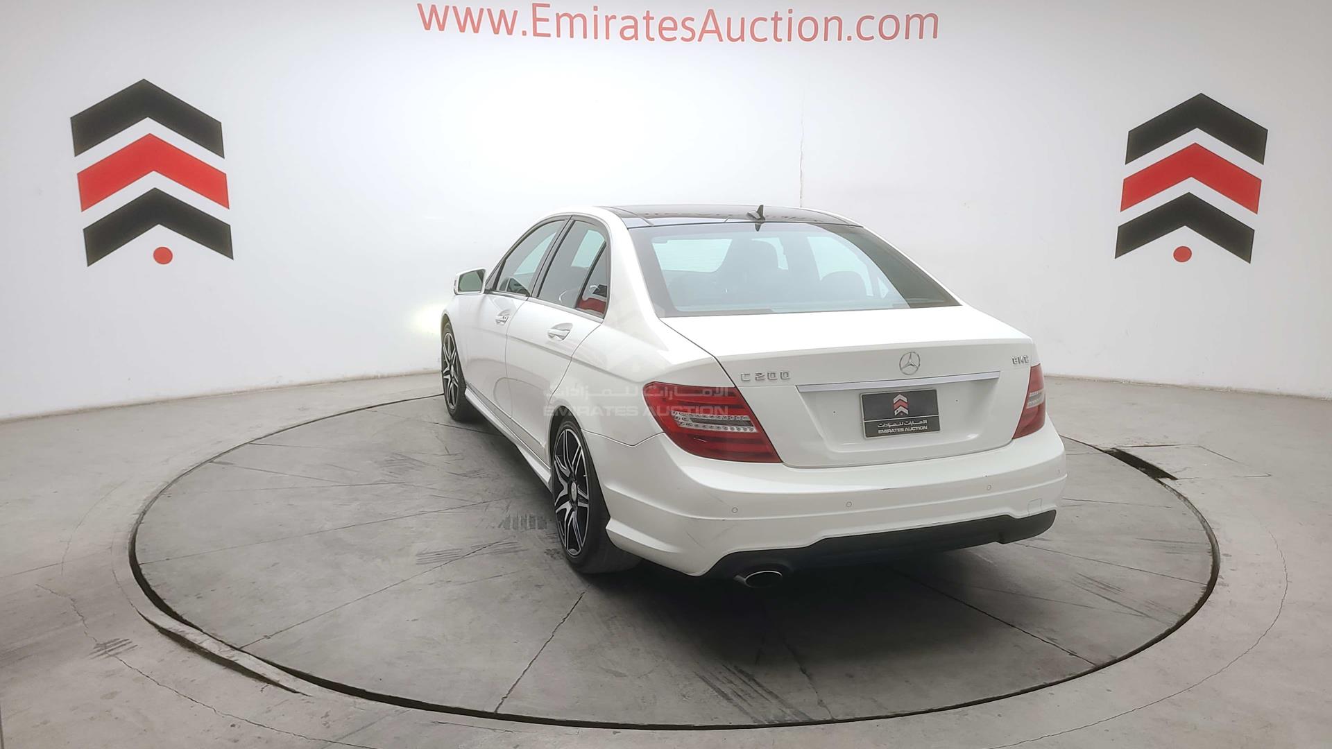 2014 MERCEDES C200 VIN: WDDGF4JB1EA902927