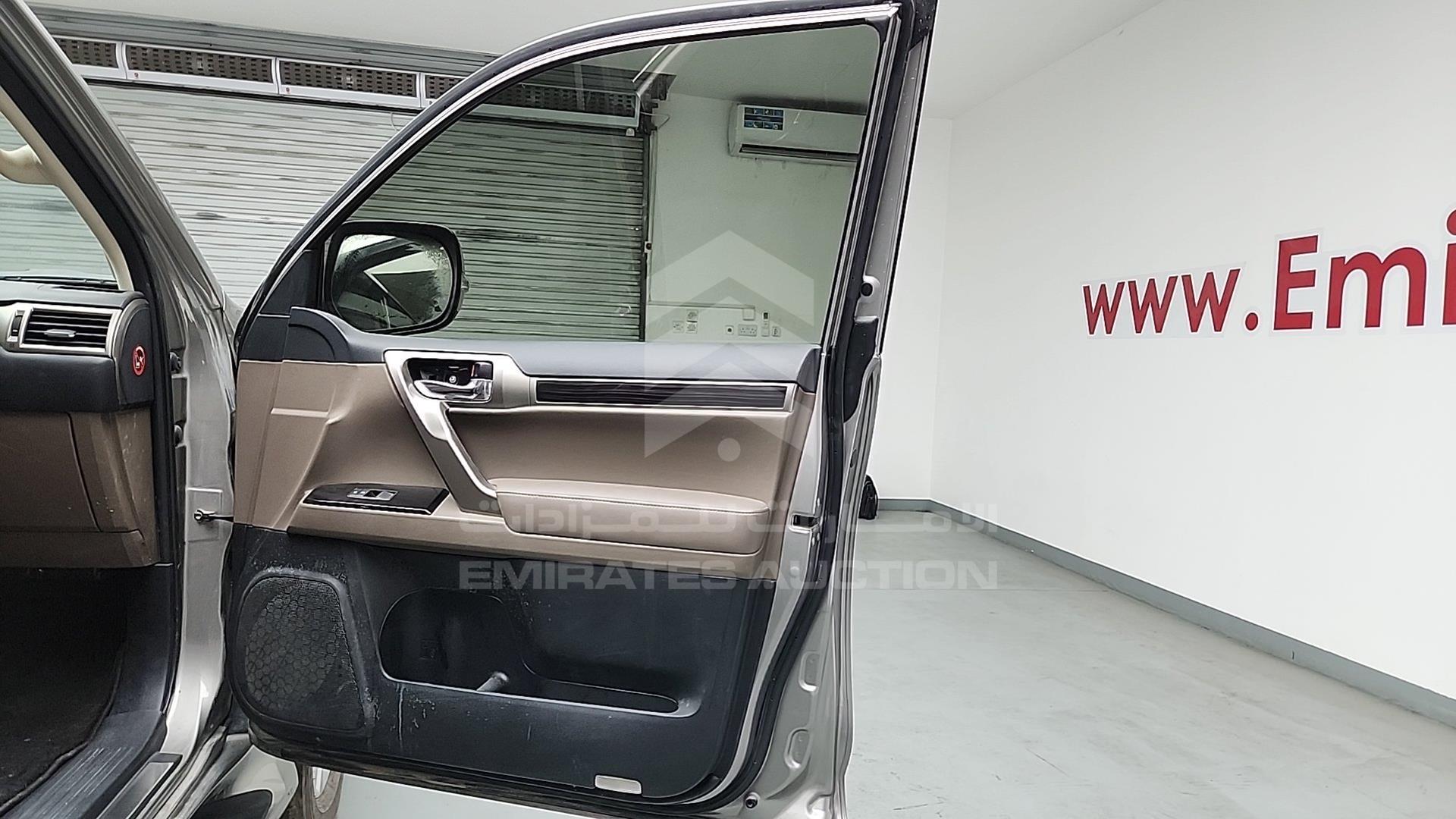 2020 LEXUS GX 460 VIN: JTJJM7FX0L5245262