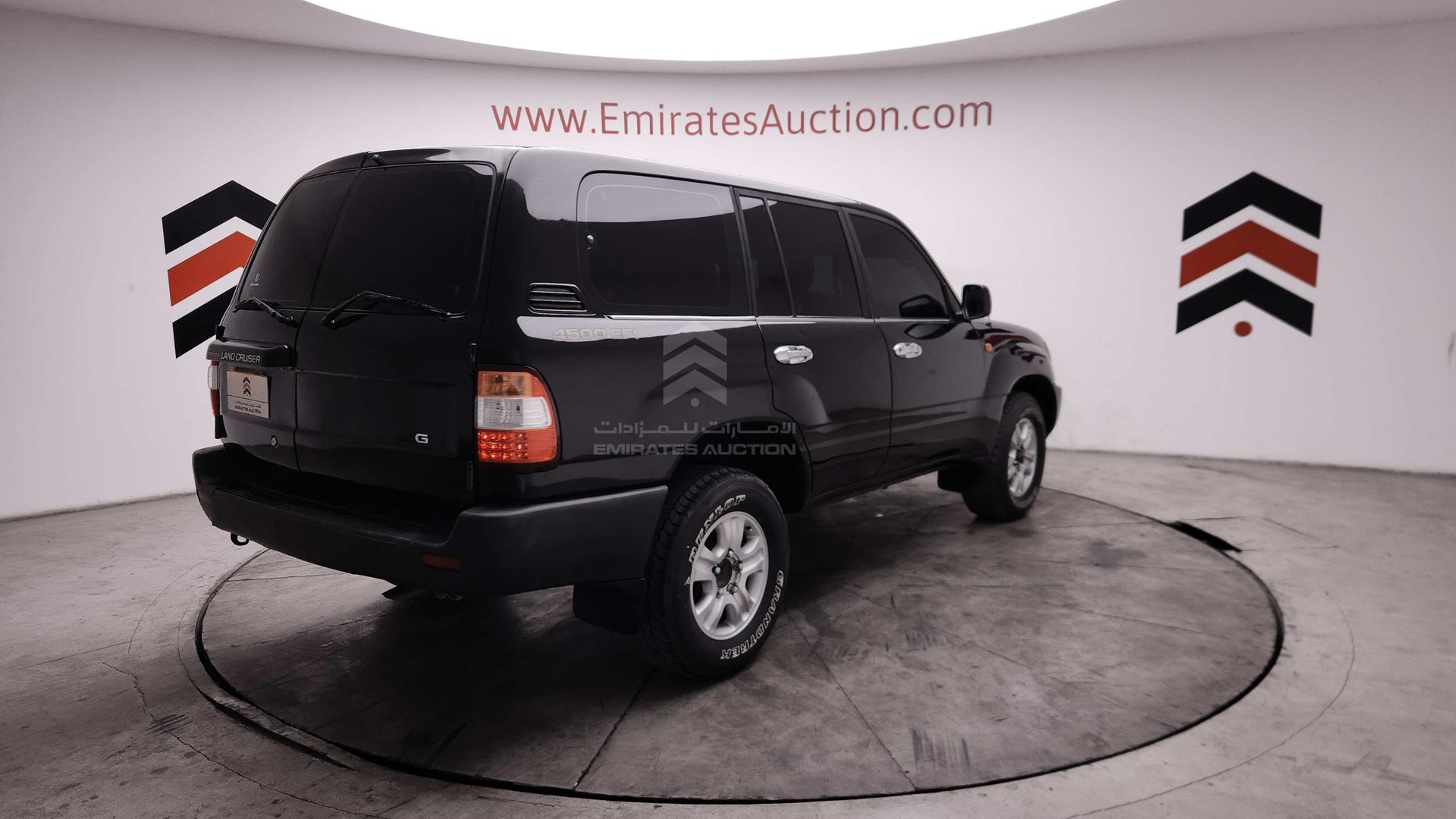 2006 TOYOTA LAND CRUISER VIN: JTEHJ09JX65145680