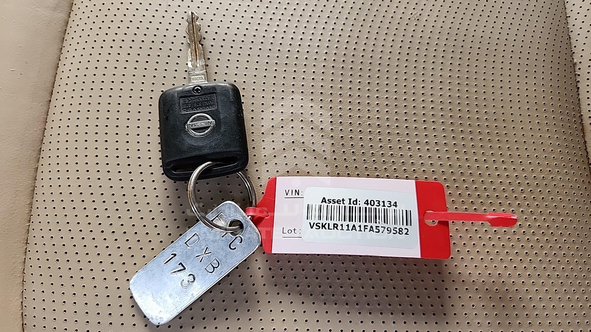 2015 NISSAN PATHFINDER VIN: VSKLR11A1FA579582
