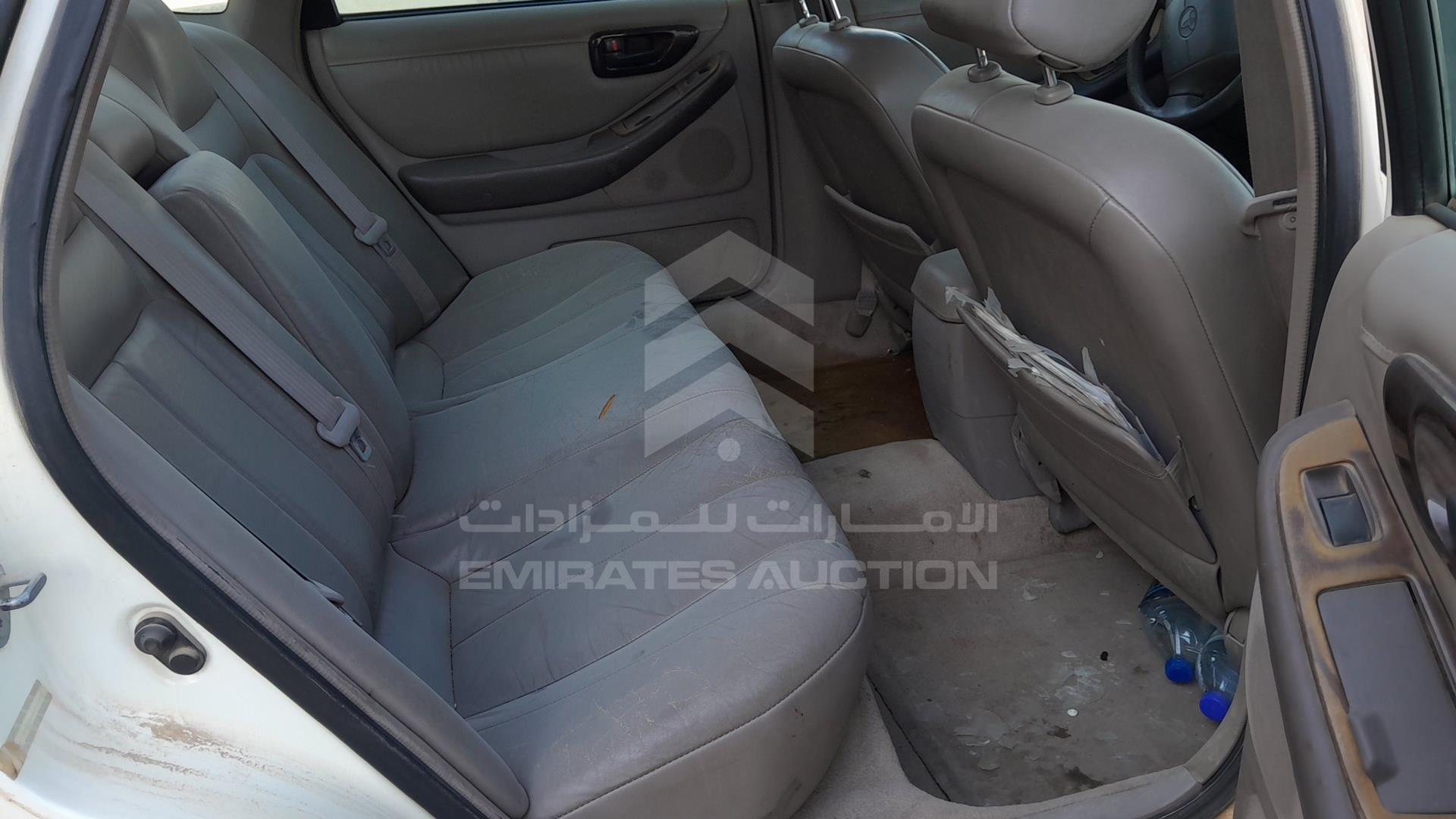 1998 TOYOTA AVALON VIN: 4T1BF18B6WU221800