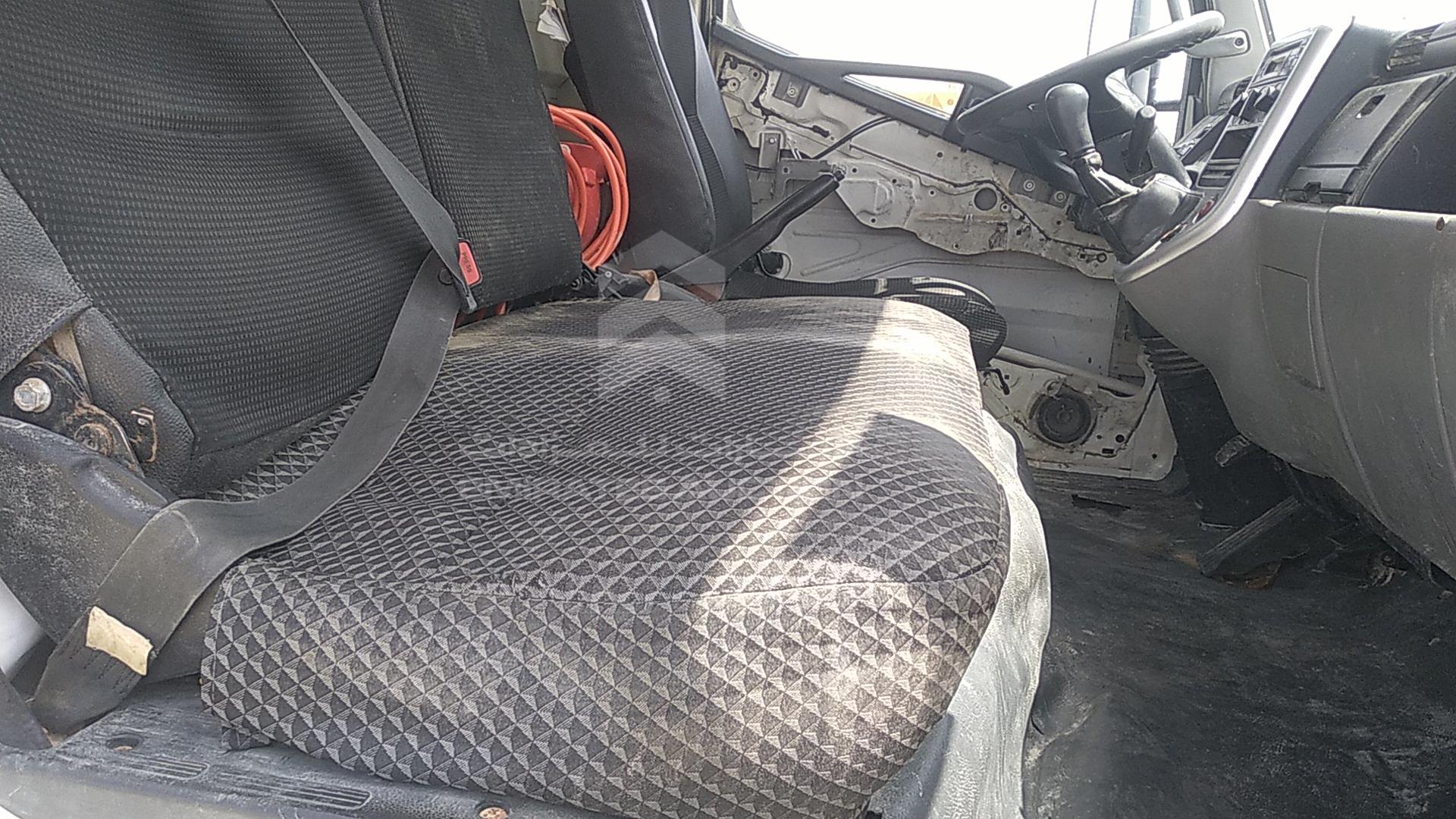 2018 MITSUBISHI CANTER VIN: JL6B8E6P6JK004201