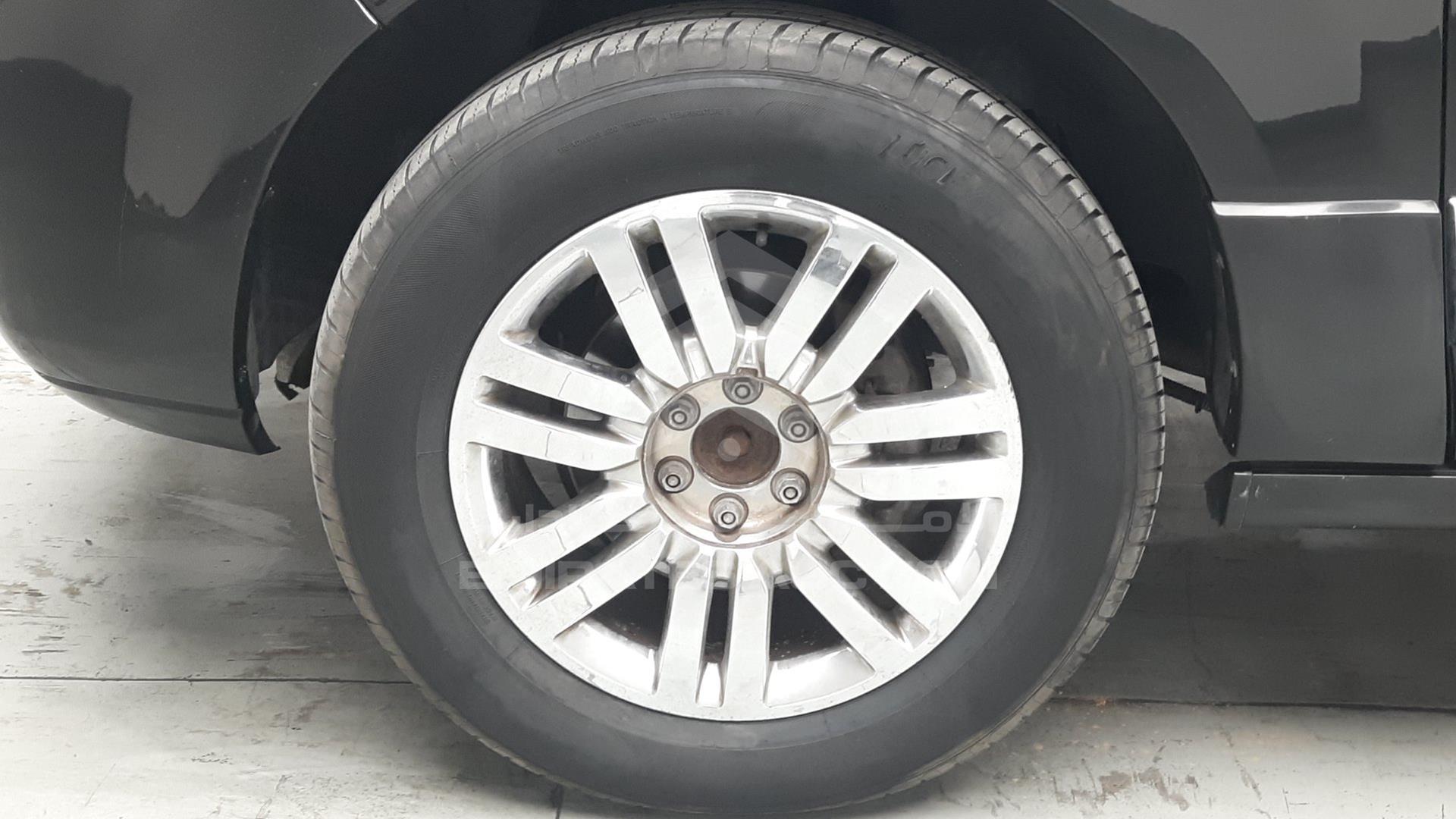 2007 LINCOLN NAVIGATOR VIN: 5LMFU28527LJ23911