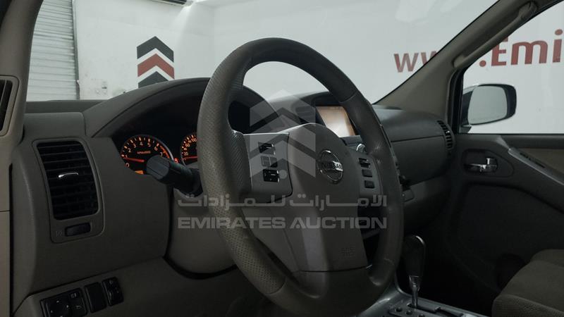 5N1AR1N8XBC629793 Auction: EmiratesAuction Lot: 405707 5N1AR1N8XBC629793 Nissan Pathfinder 2011 WHITE Photo 11