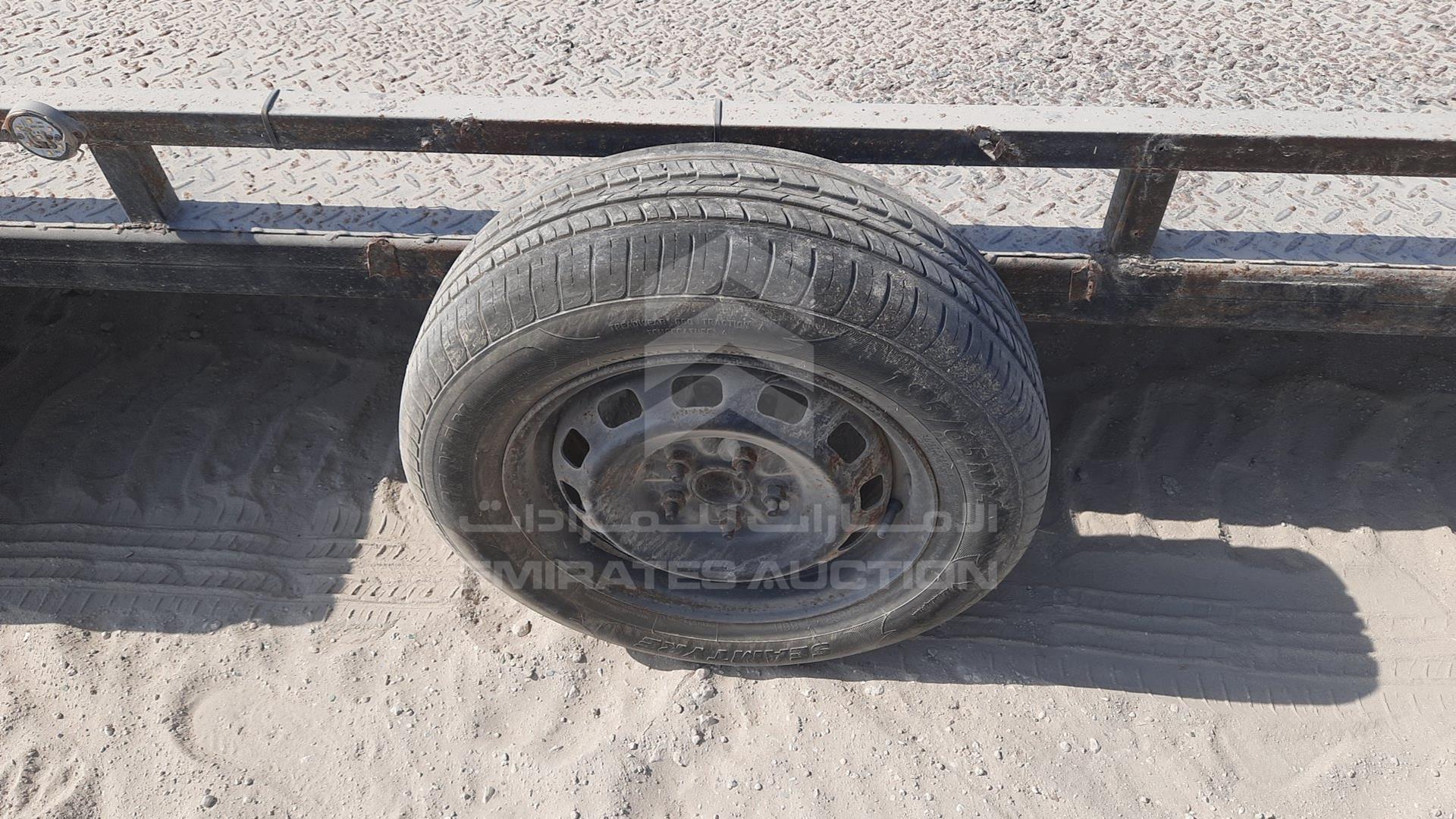 2015 TRAILER LOCAL VIN: D090582DXBTRAILER