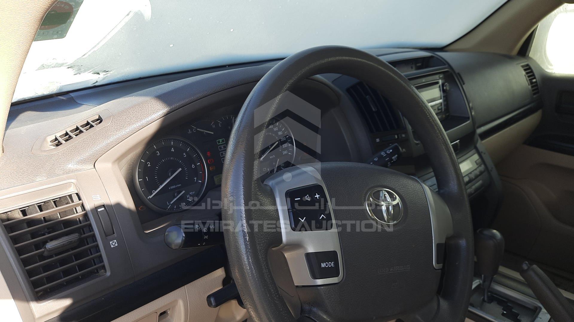 2014 TOYOTA LAND CRUISER VIN: JTMDU09J0E5082369