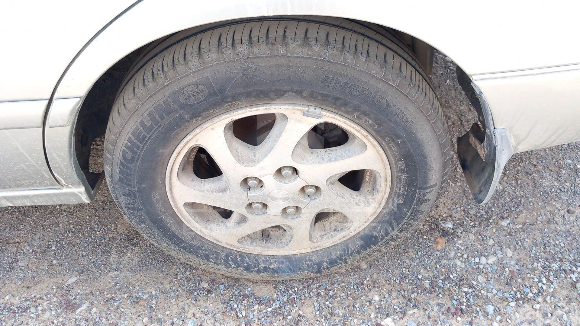2000 TOYOTA CAMRY VIN: 4T1BF22K4YU110101