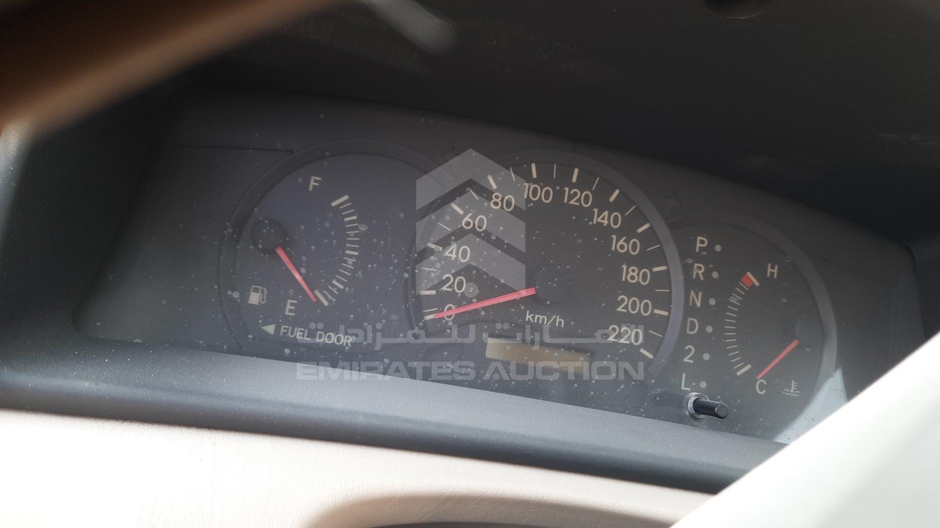 2005 TOYOTA COROLLA VIN: JTDBW23E453081357