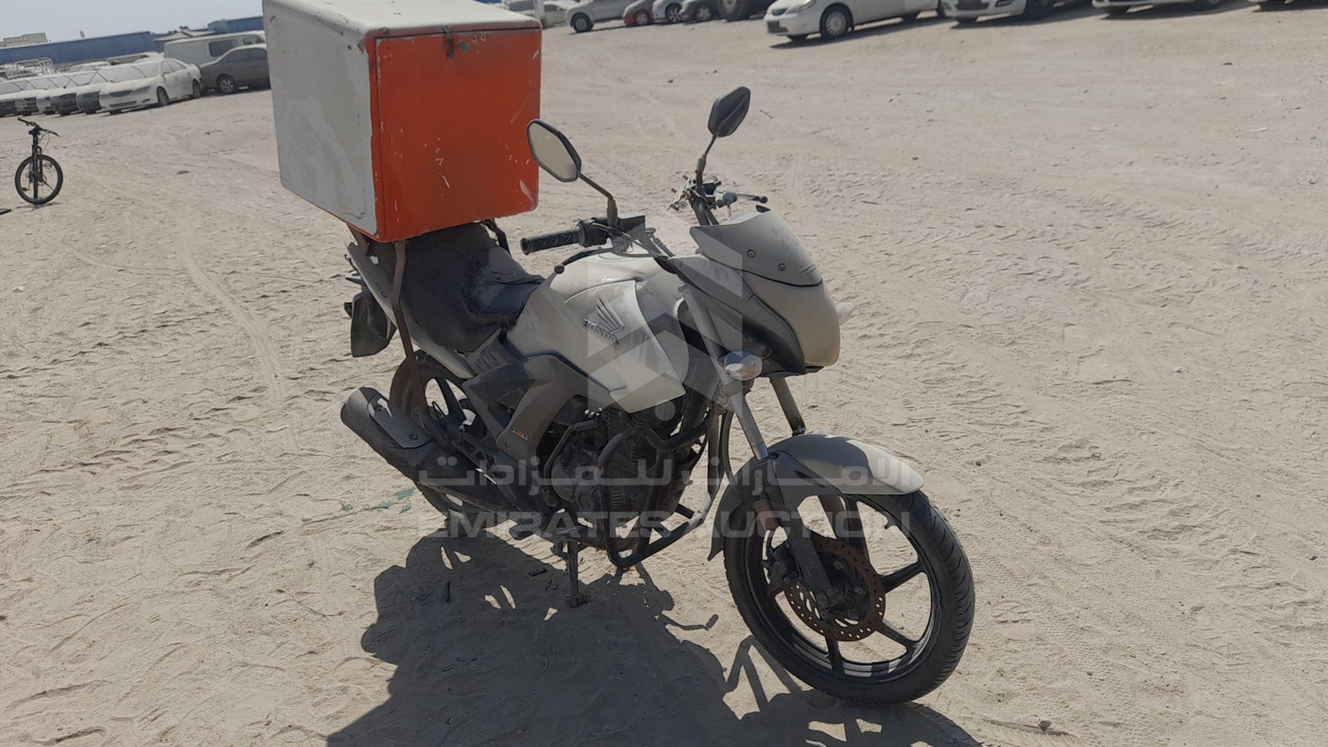 2017 HONDA UNICORN 160 VIN: ME4KC2066H8001591