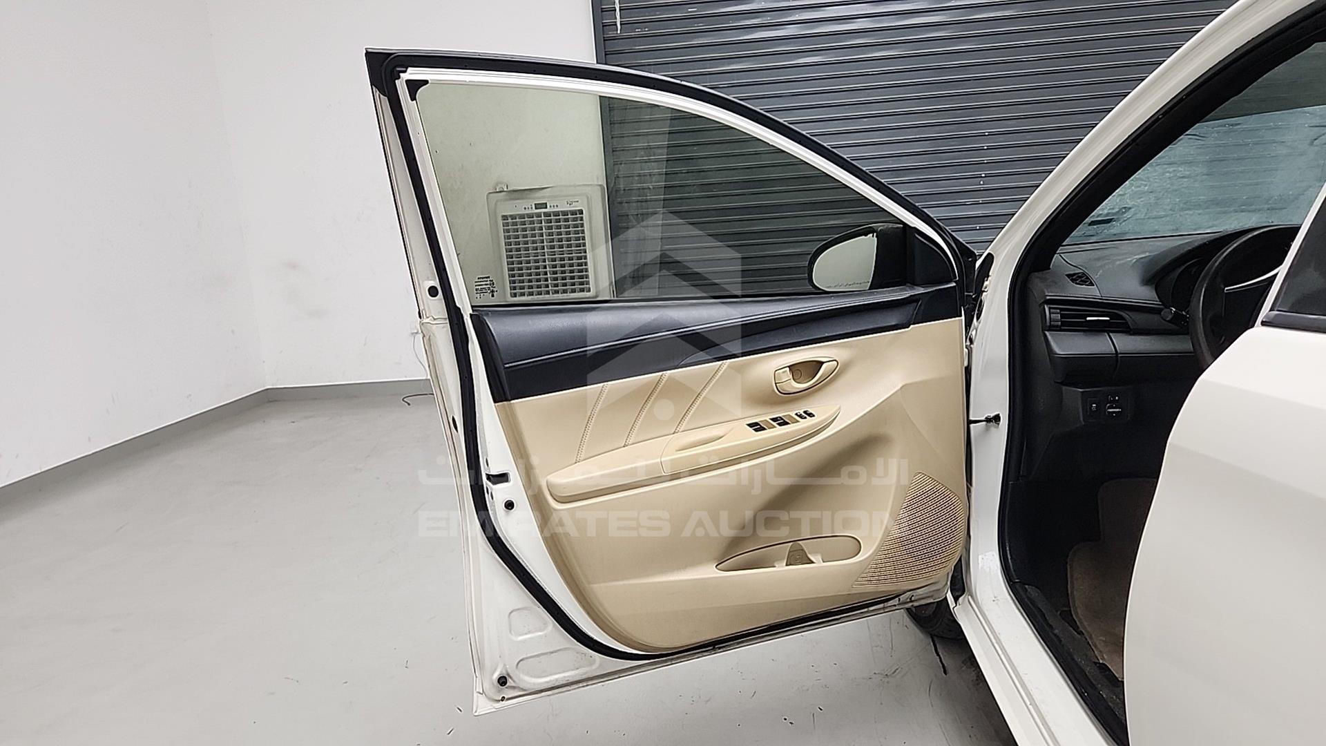 2017 TOYOTA YARIS VIN: MR2K19F34H1018155