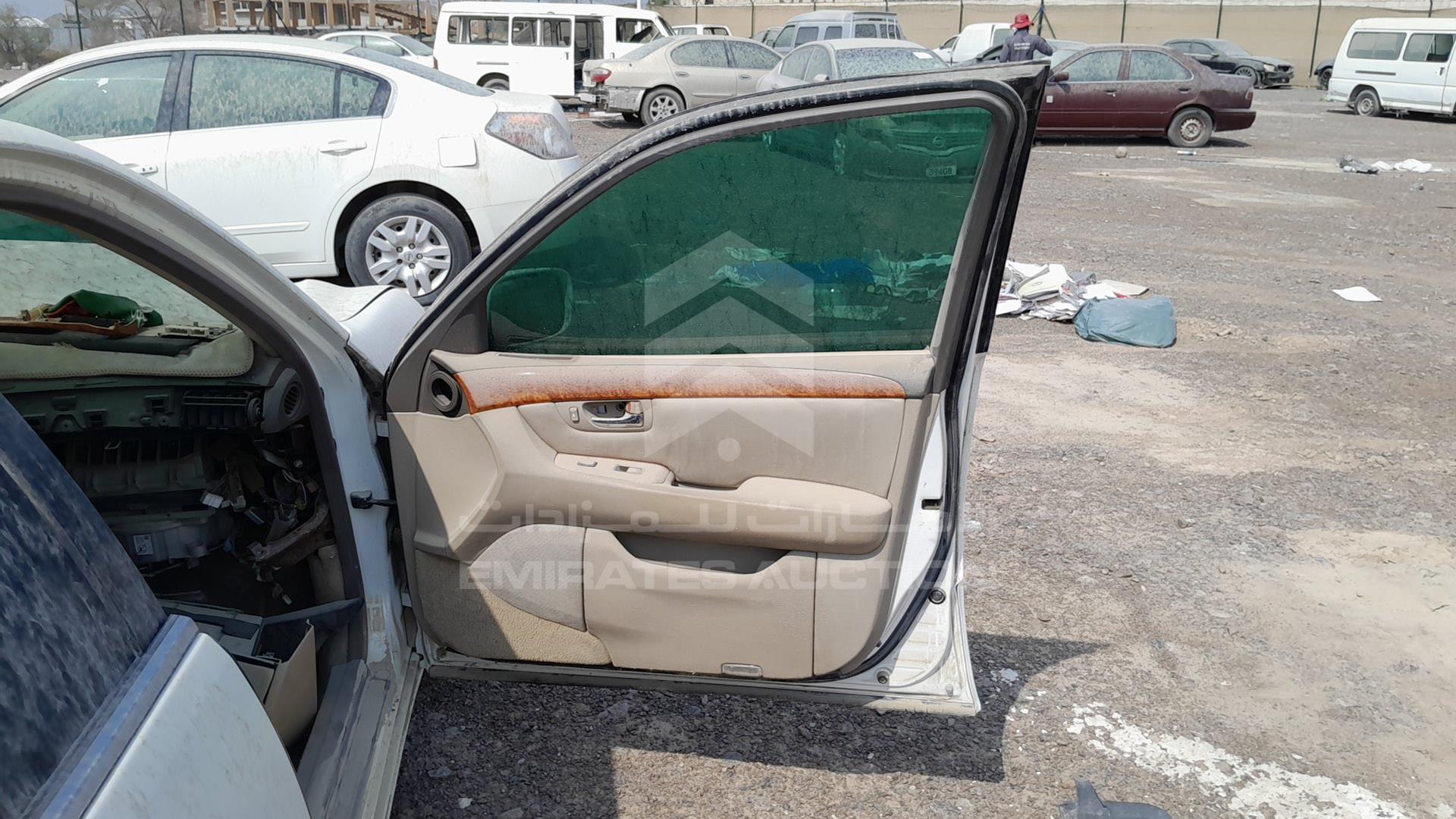 2004 LEXUS LS 430 VIN: JTHBN36F440151886