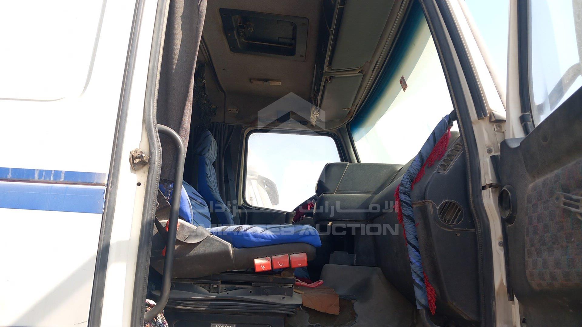 1998 VOLVO FH 12 VIN: YV2A4B2A7WB194961