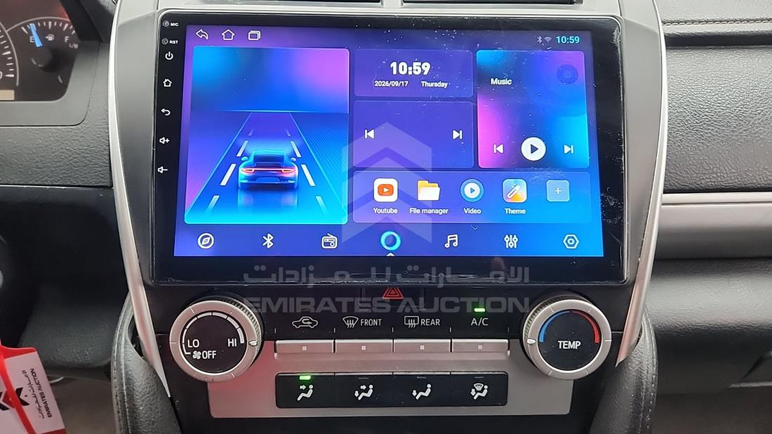 2015 Toyota Camry — Entertainment Systems & Camera Monitor & Navigation — Photo 19