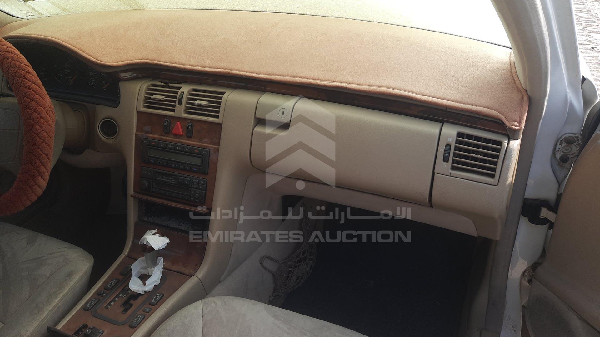 1999 MERCEDES E 200 VIN: WDB2100351A858197