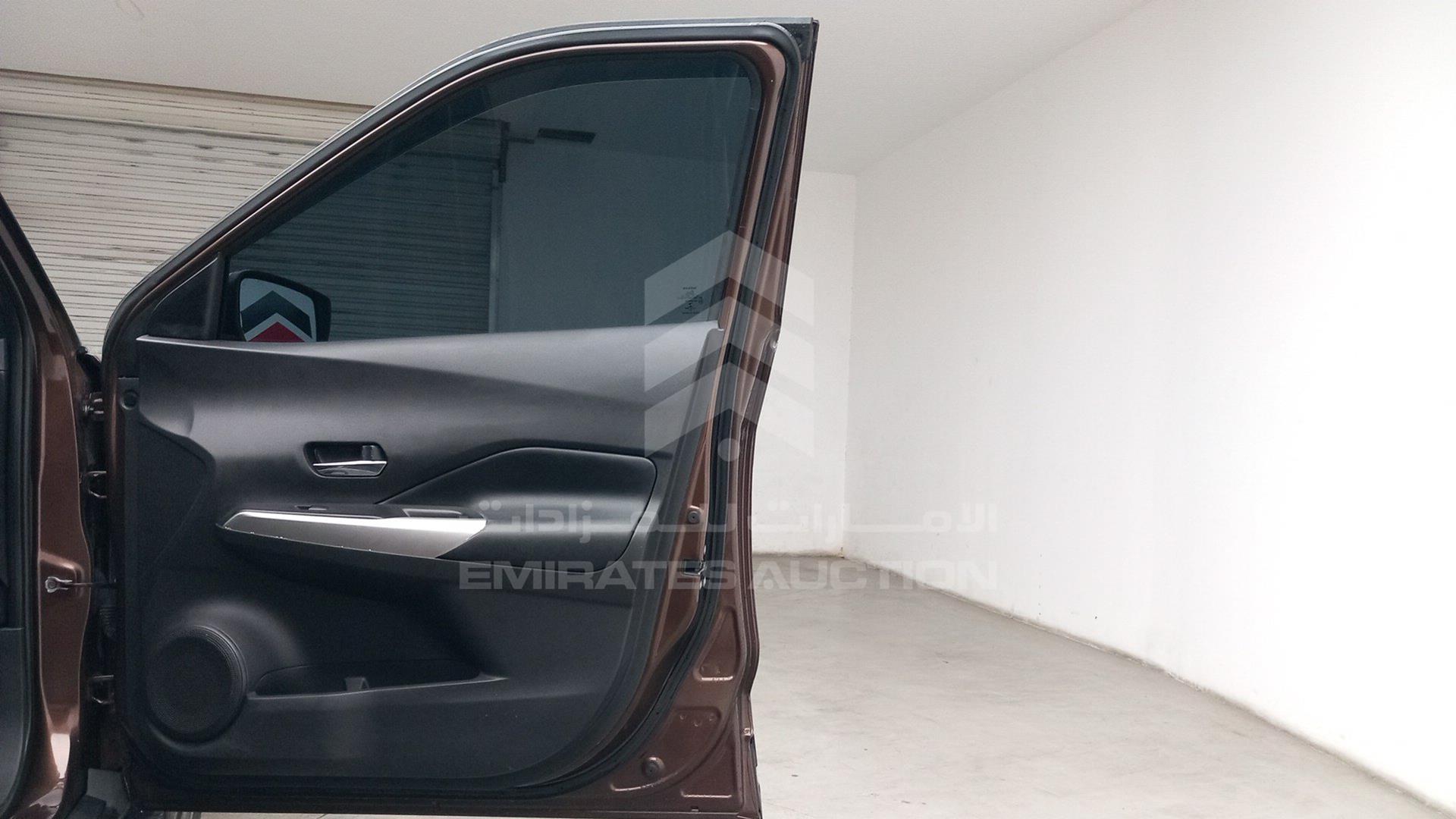 2017 NISSAN KICKS VIN: 3N1CP5CP3HL502324