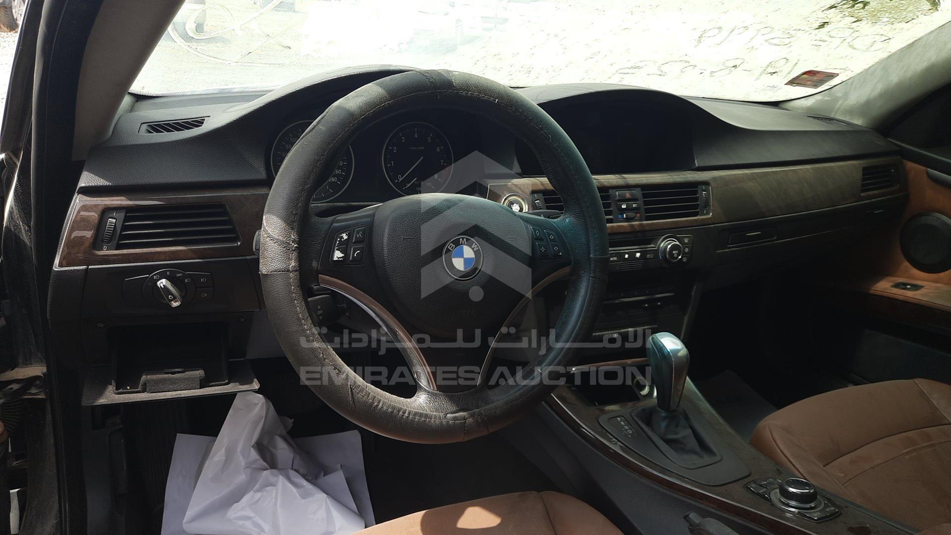 2009 BMW --- VIN: WBAWB310X9P113444