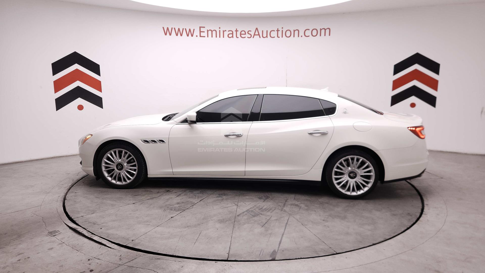 2015 MASERATI QUATTROPORTE VIN: ZAMSP56F8F1135769