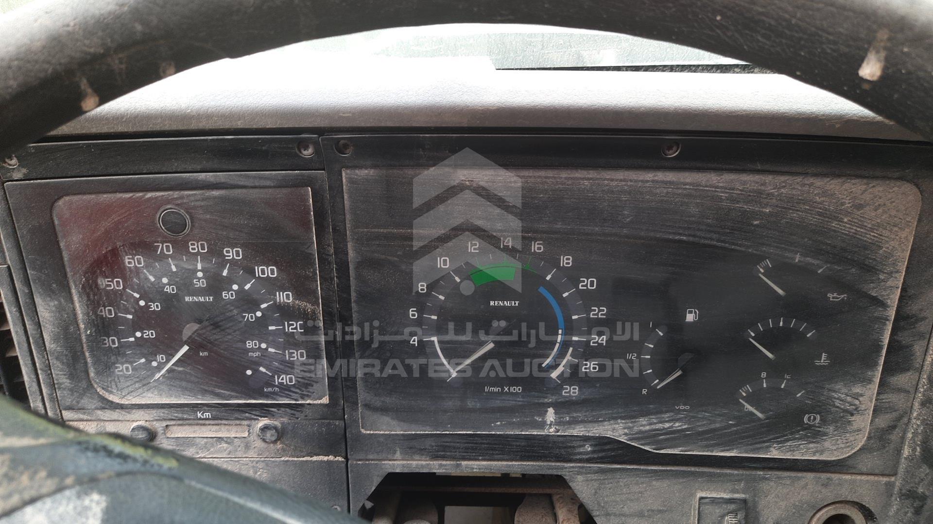0 RENAULT --- VIN: VF633BXB03E100519