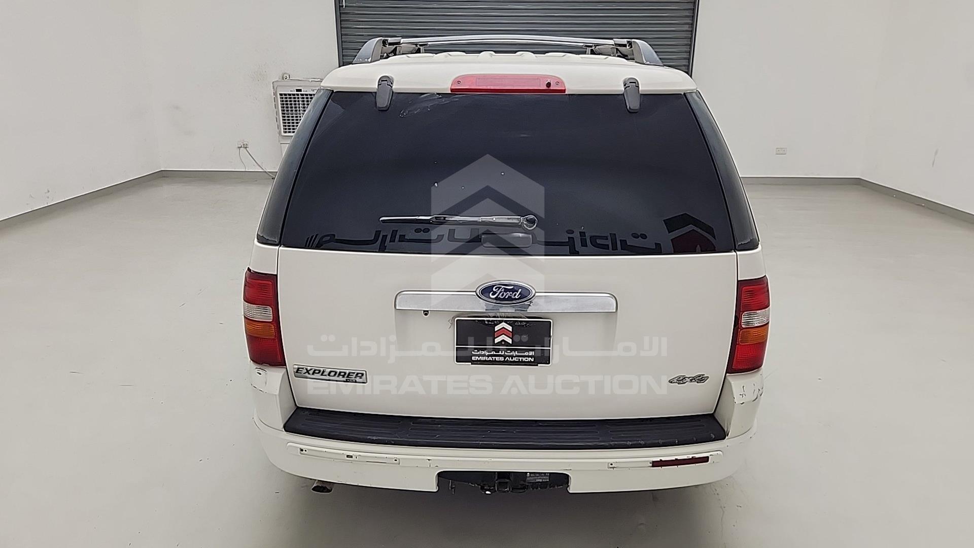 2008 FORD EXPLORER VIN: 1FMEU73E88UA72025