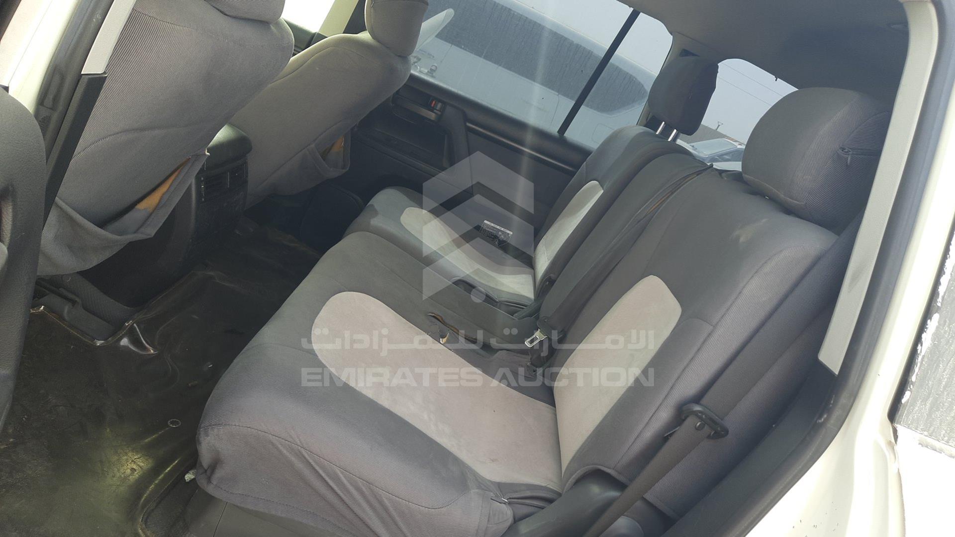 2011 TOYOTA LAND CRUISER VIN: JTMDU09J0B4035070