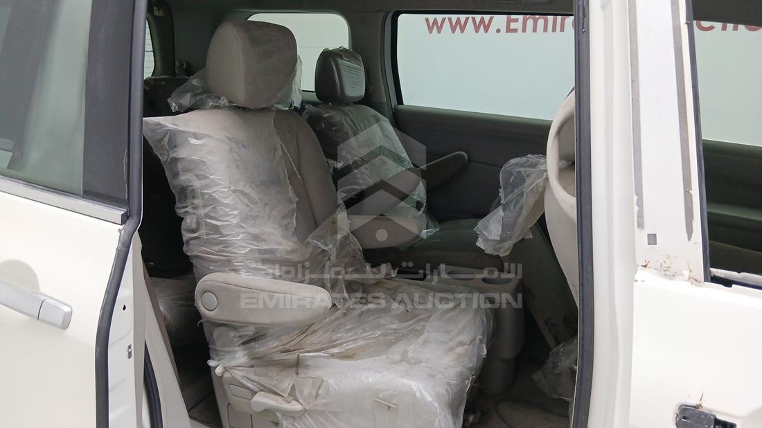 2013 Nissan Quest — Rear Right Passenger View — Photo 23