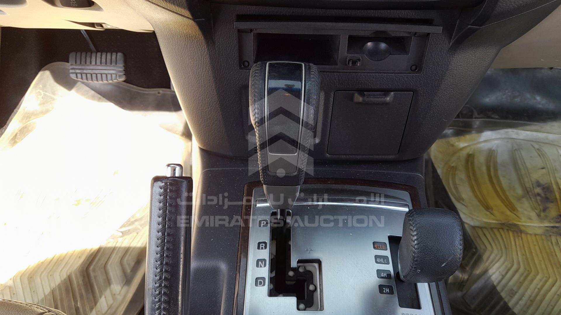 2014 MITSUBISHI PAJERO VIN: JMYLRV95WEJ705109