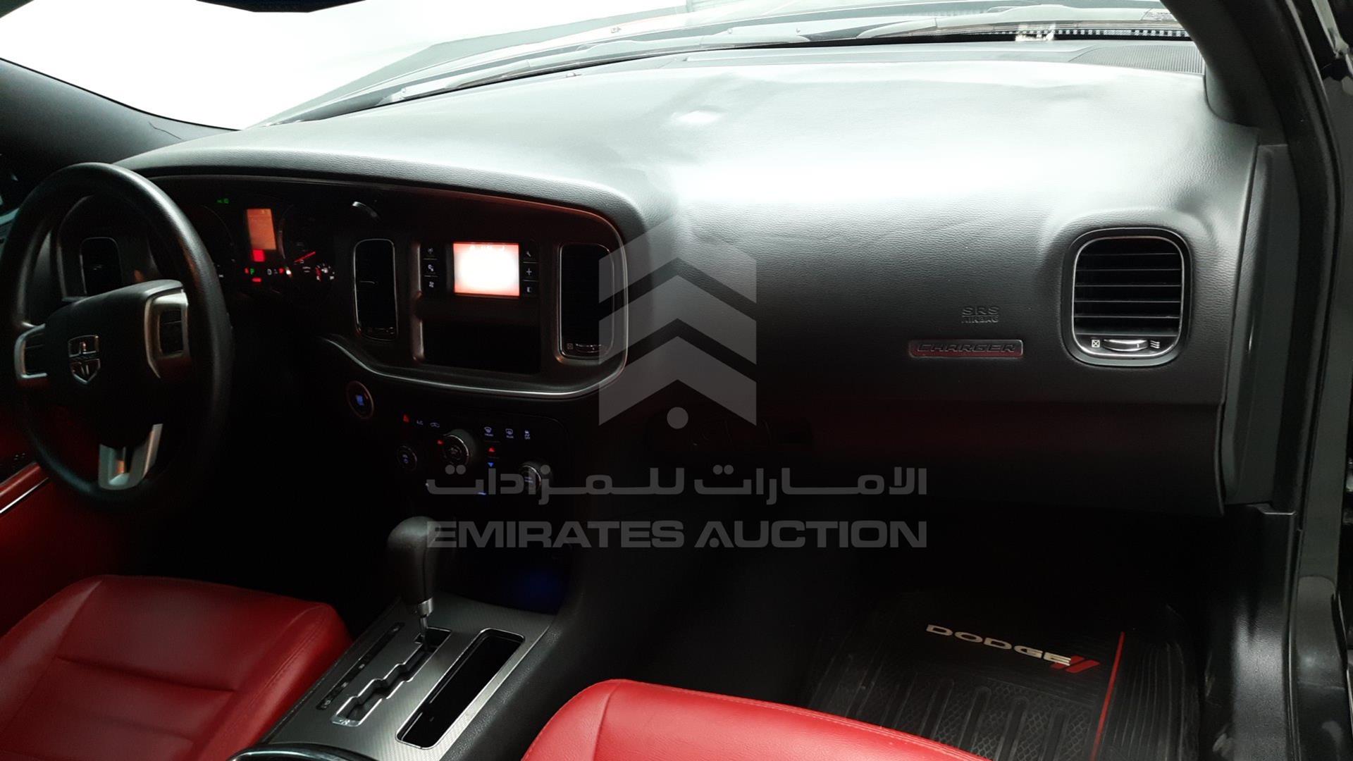 2011 DODGE CHARGER VIN: 2B3CL3CGXBH512251