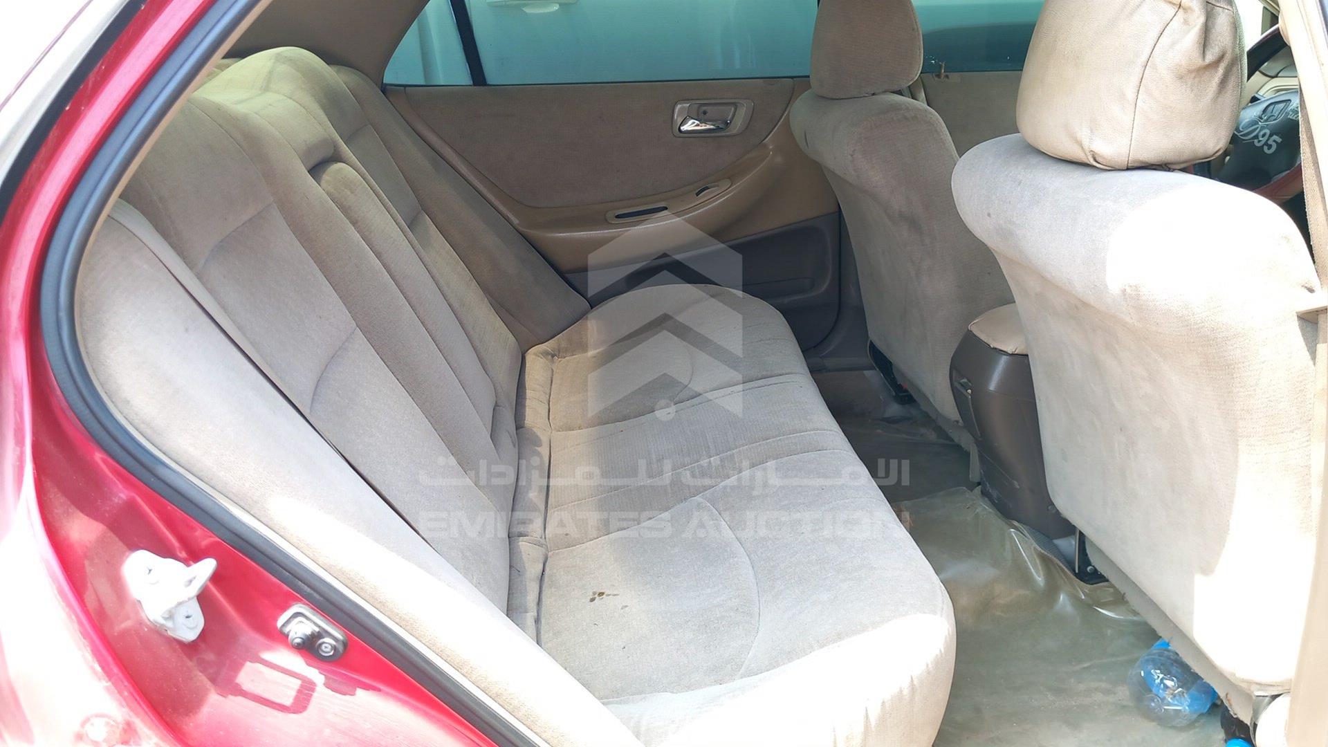 2002 HONDA ACCORD VIN: JHMCF86372C400651