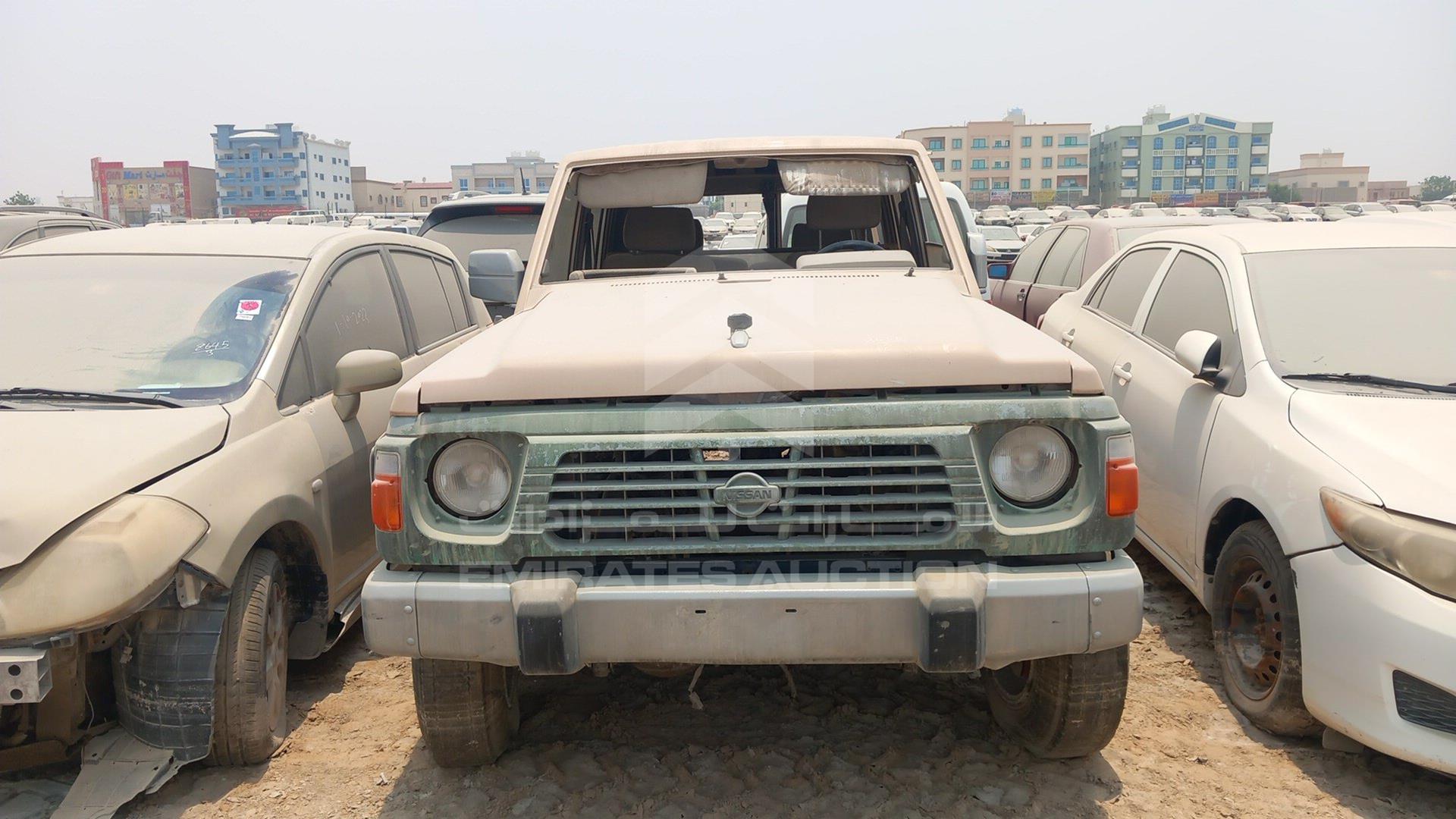 0 NISSAN --- VIN: JN10WGY60Z0852929