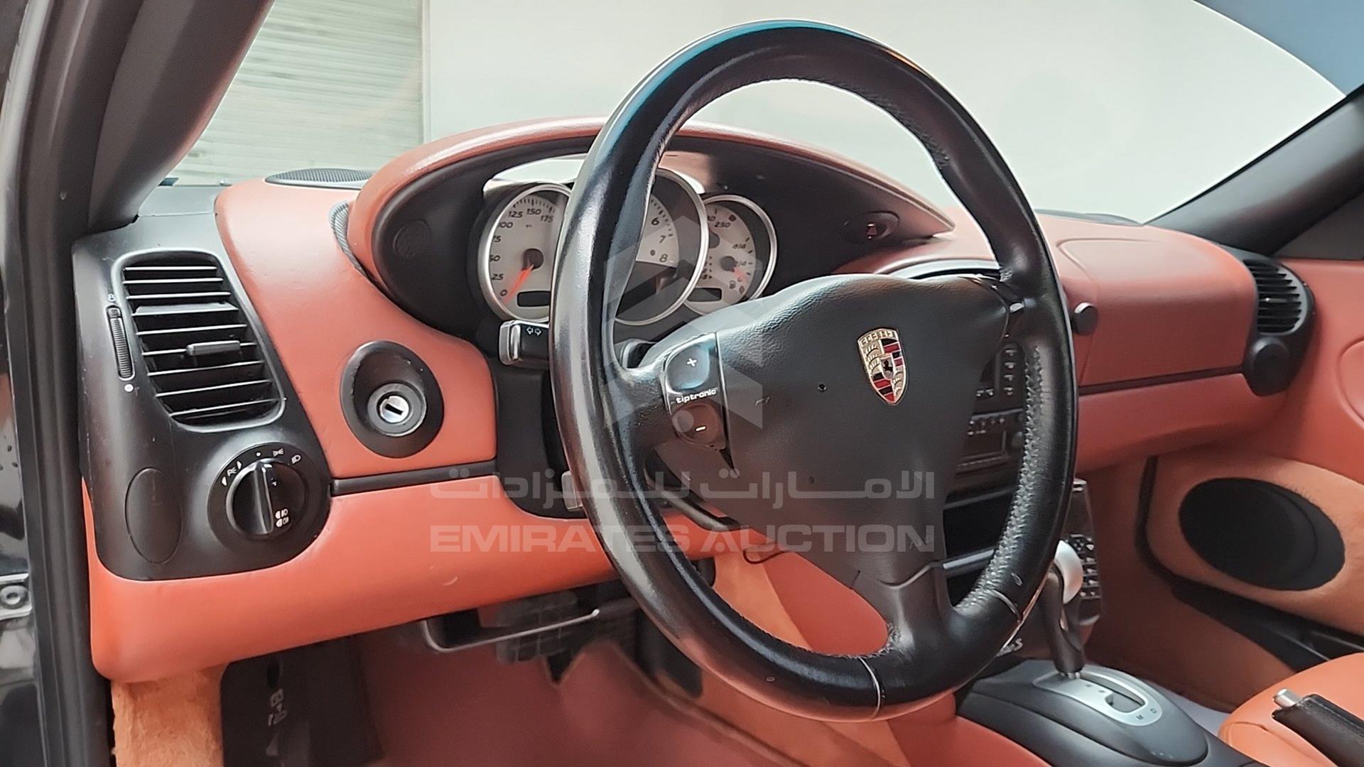 2002 PORSCHE BOXSTER VIN: WP0ZZZ98Z2U641689