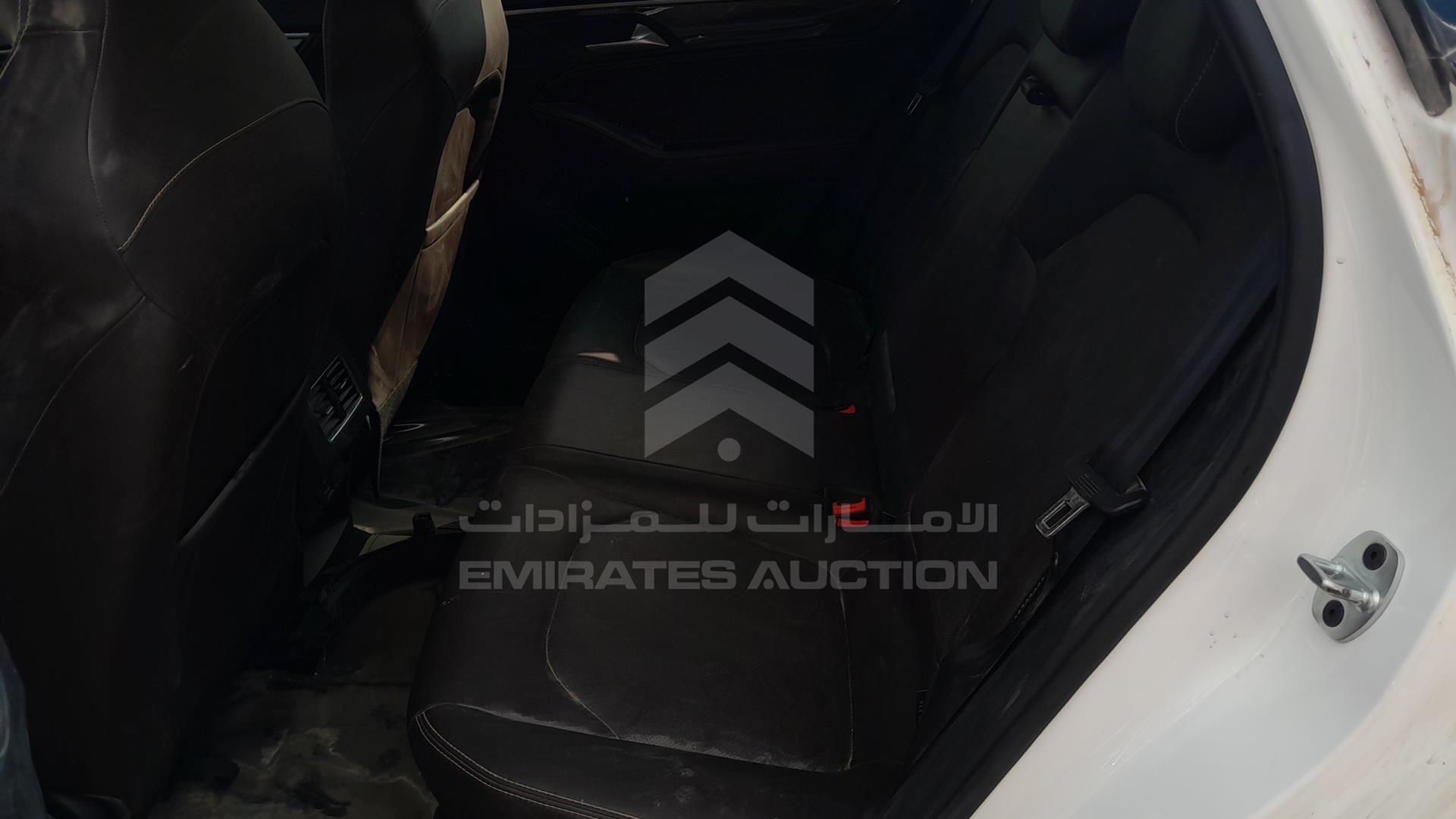 2023 JAC J7 VIN: LJ12FKT32P4014828