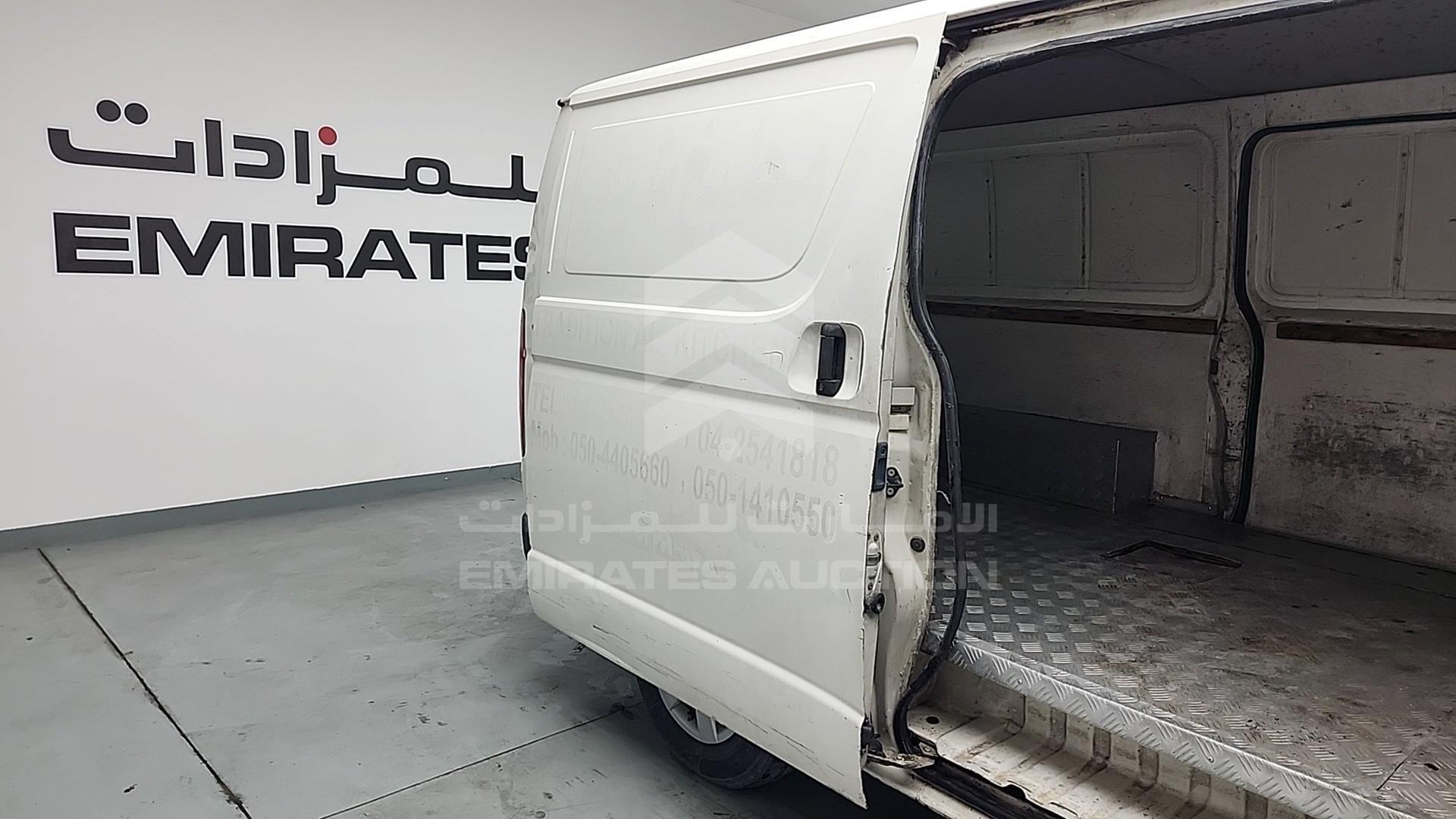2009 TOYOTA HIACE VIN: JTFHX02P190042285
